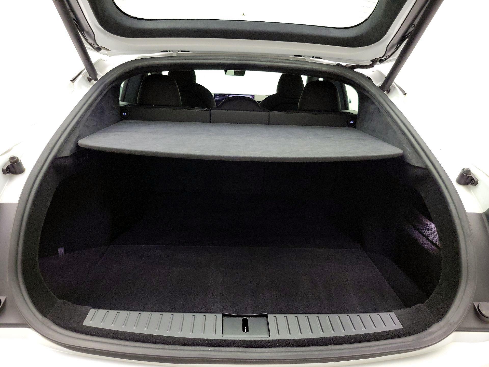 Thumbnail: 2021 Tesla Model S - 20