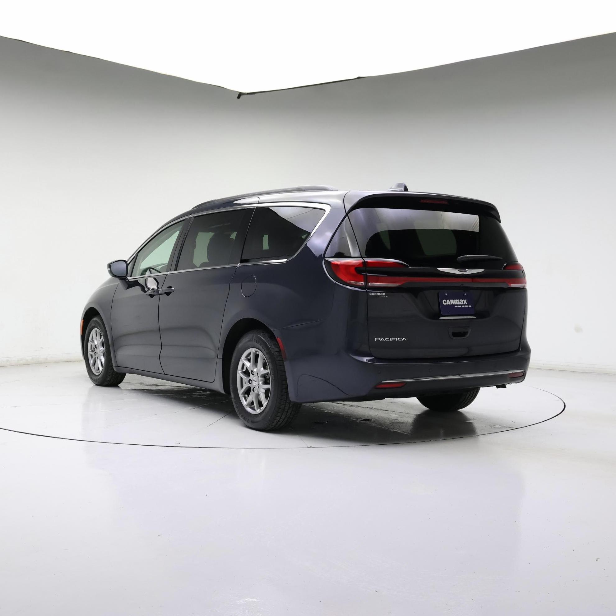 Thumbnail: 2021 Chrysler Pacifica - 2