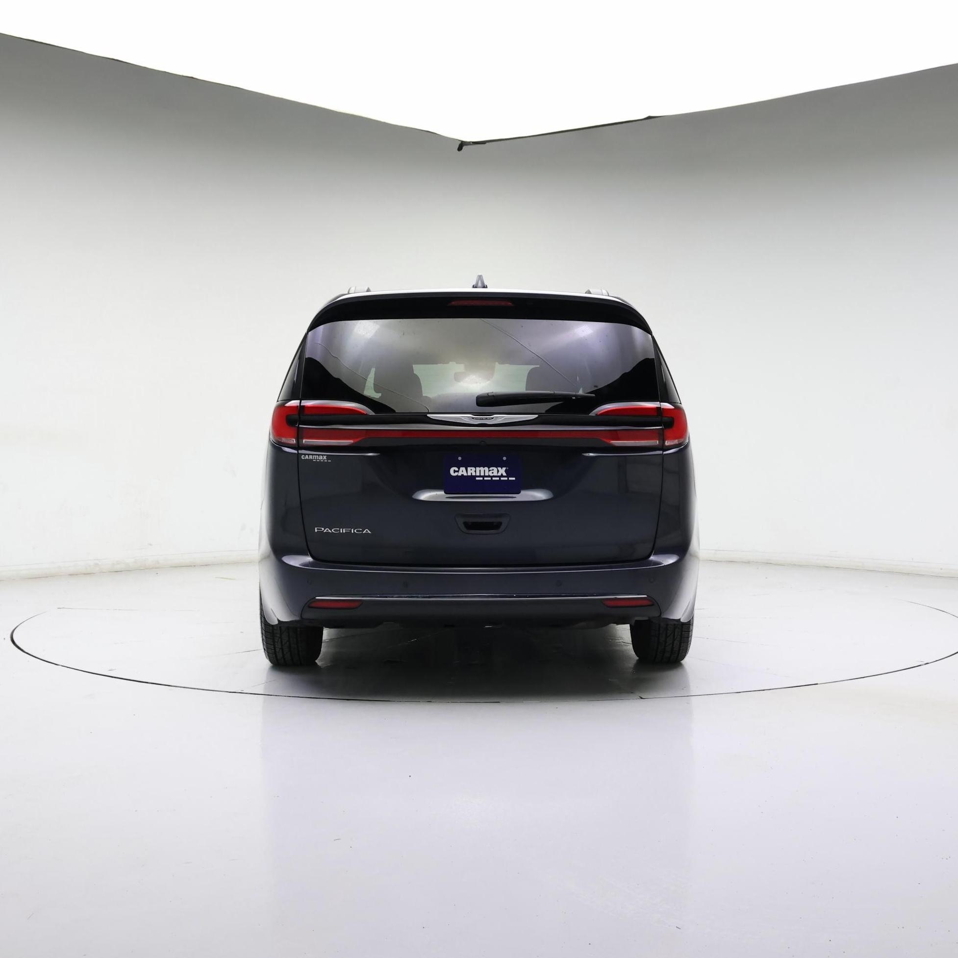 Thumbnail: 2021 Chrysler Pacifica - 6