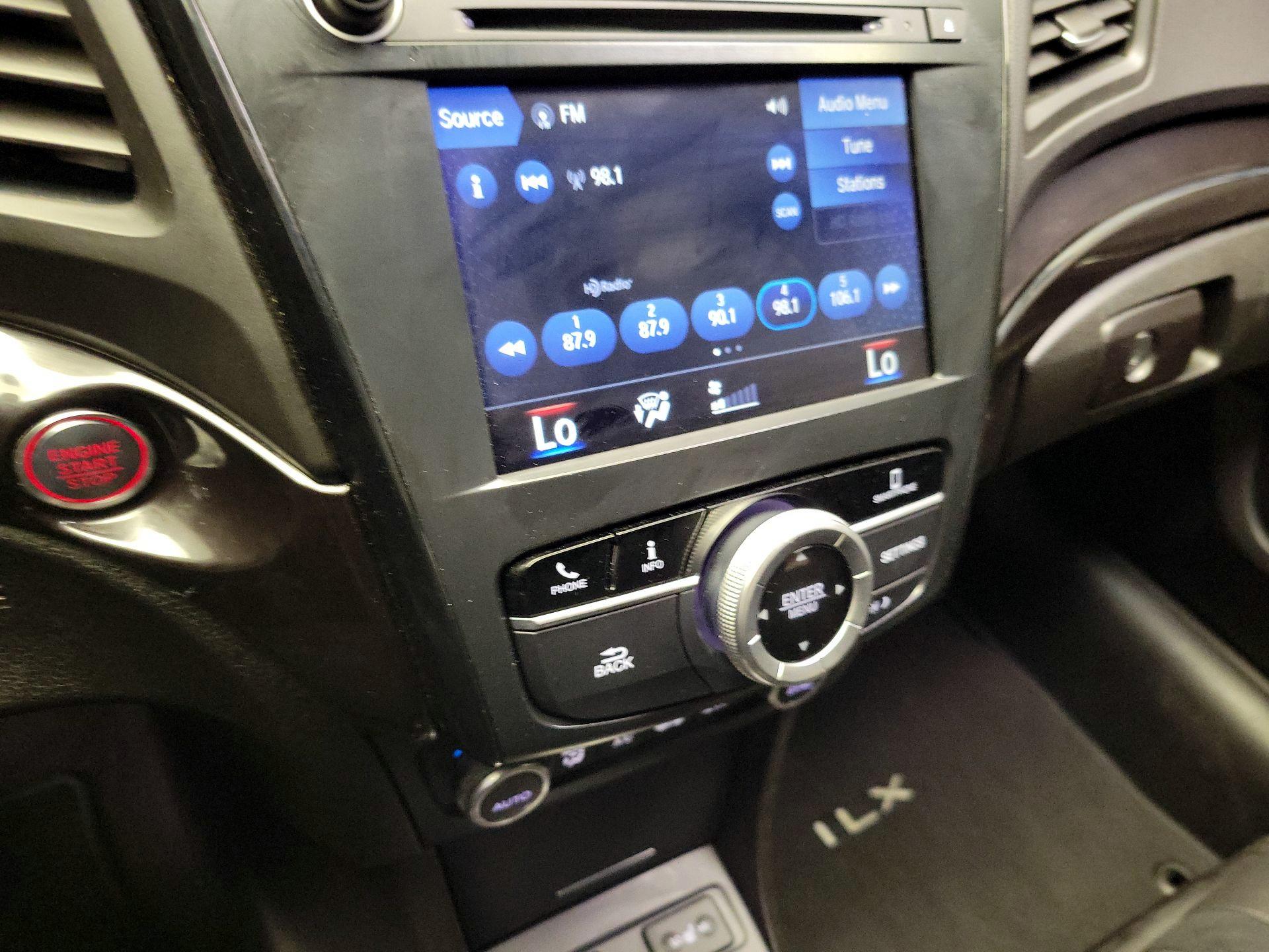 Thumbnail: 2021 Acura ILX - 15