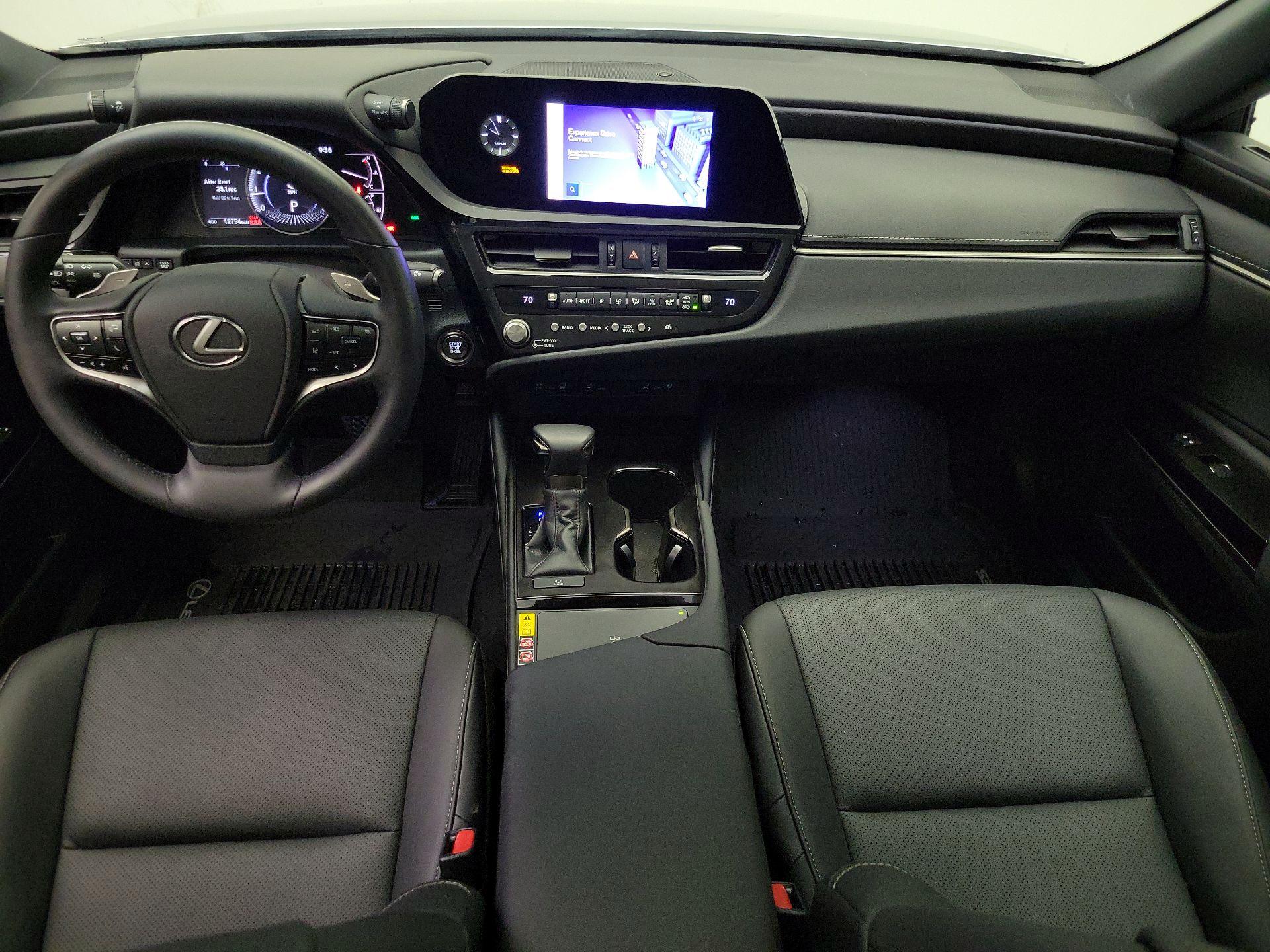 Thumbnail: 2023 Lexus ES - 9