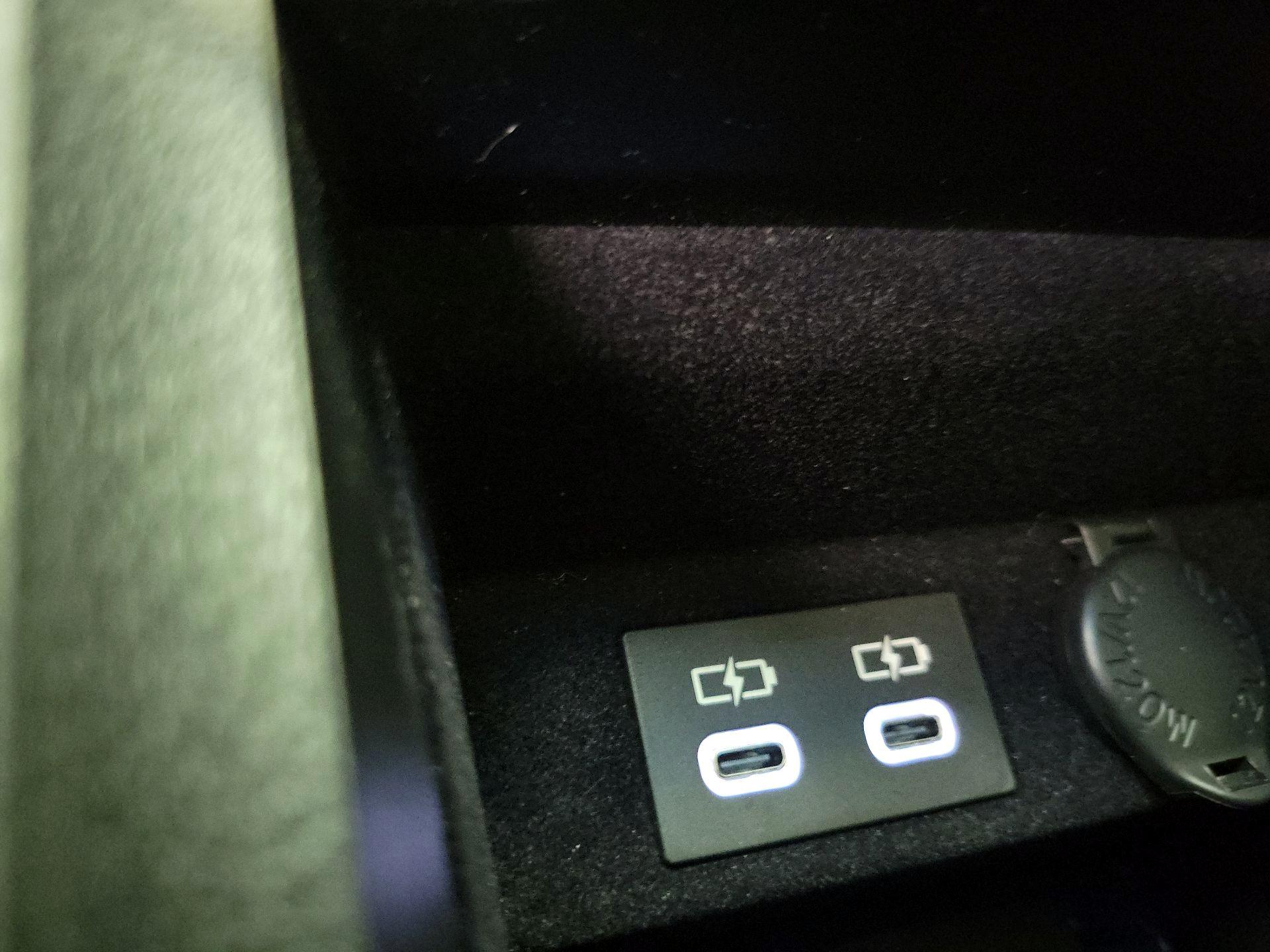 Thumbnail: 2023 Lexus ES - 18