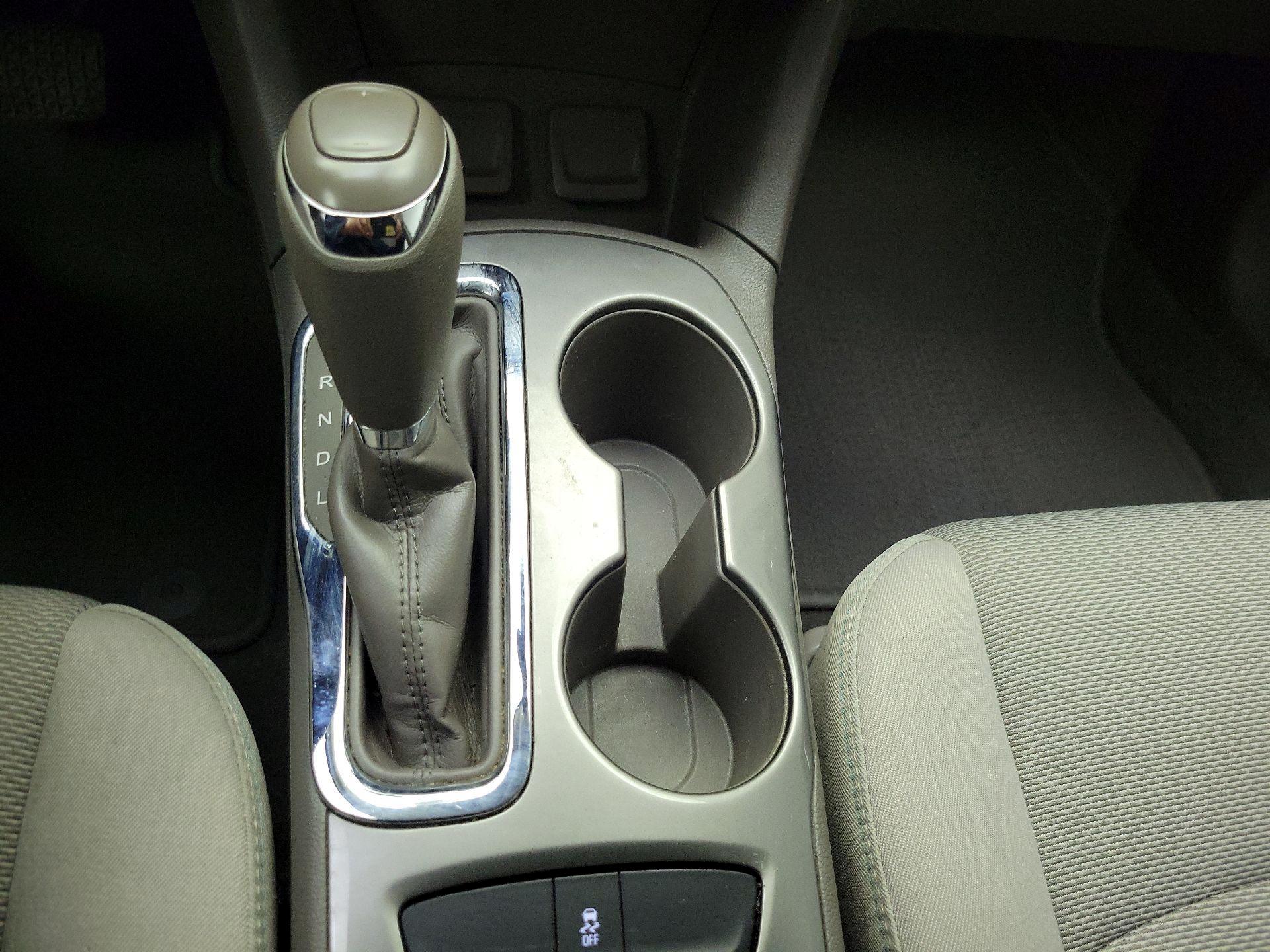 Thumbnail: 2018 Chevrolet Cruze - 17