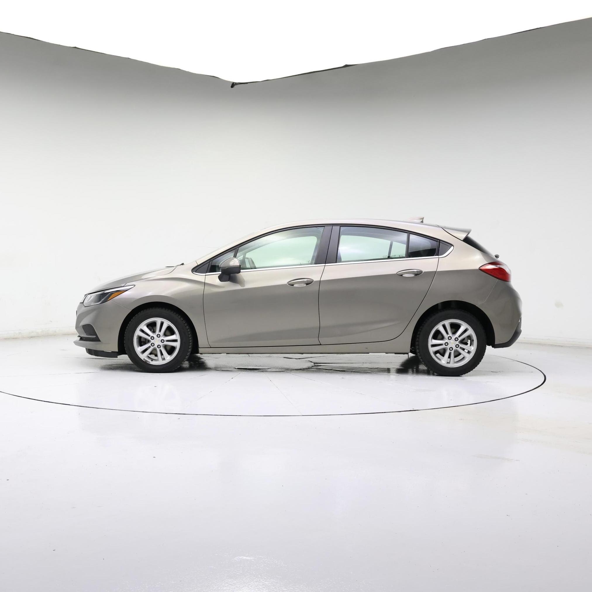 Thumbnail: 2018 Chevrolet Cruze - 7