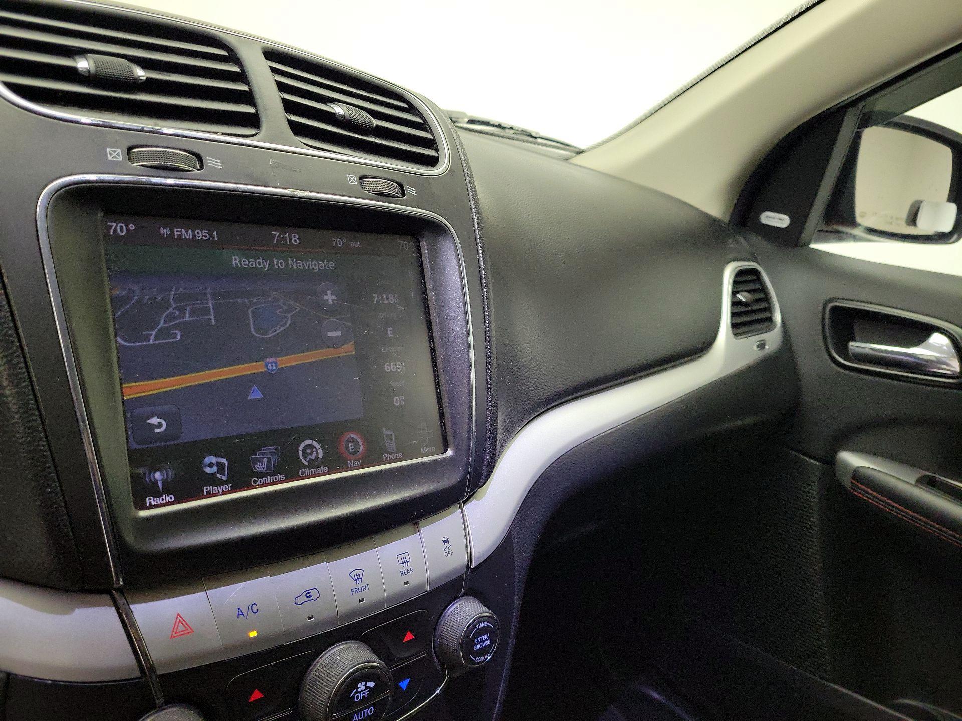 Thumbnail: 2018 Dodge Journey - 14