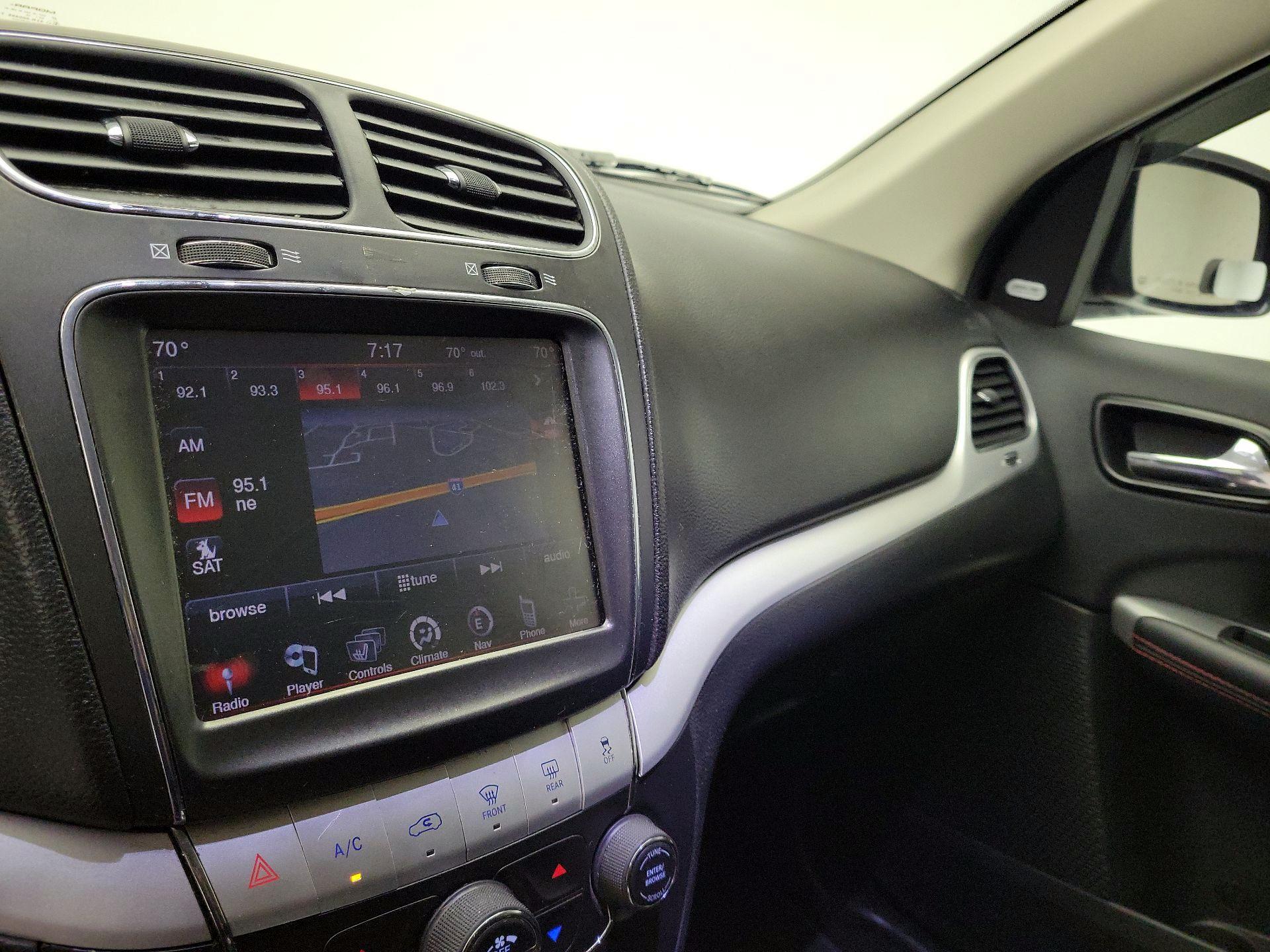 Thumbnail: 2018 Dodge Journey - 16