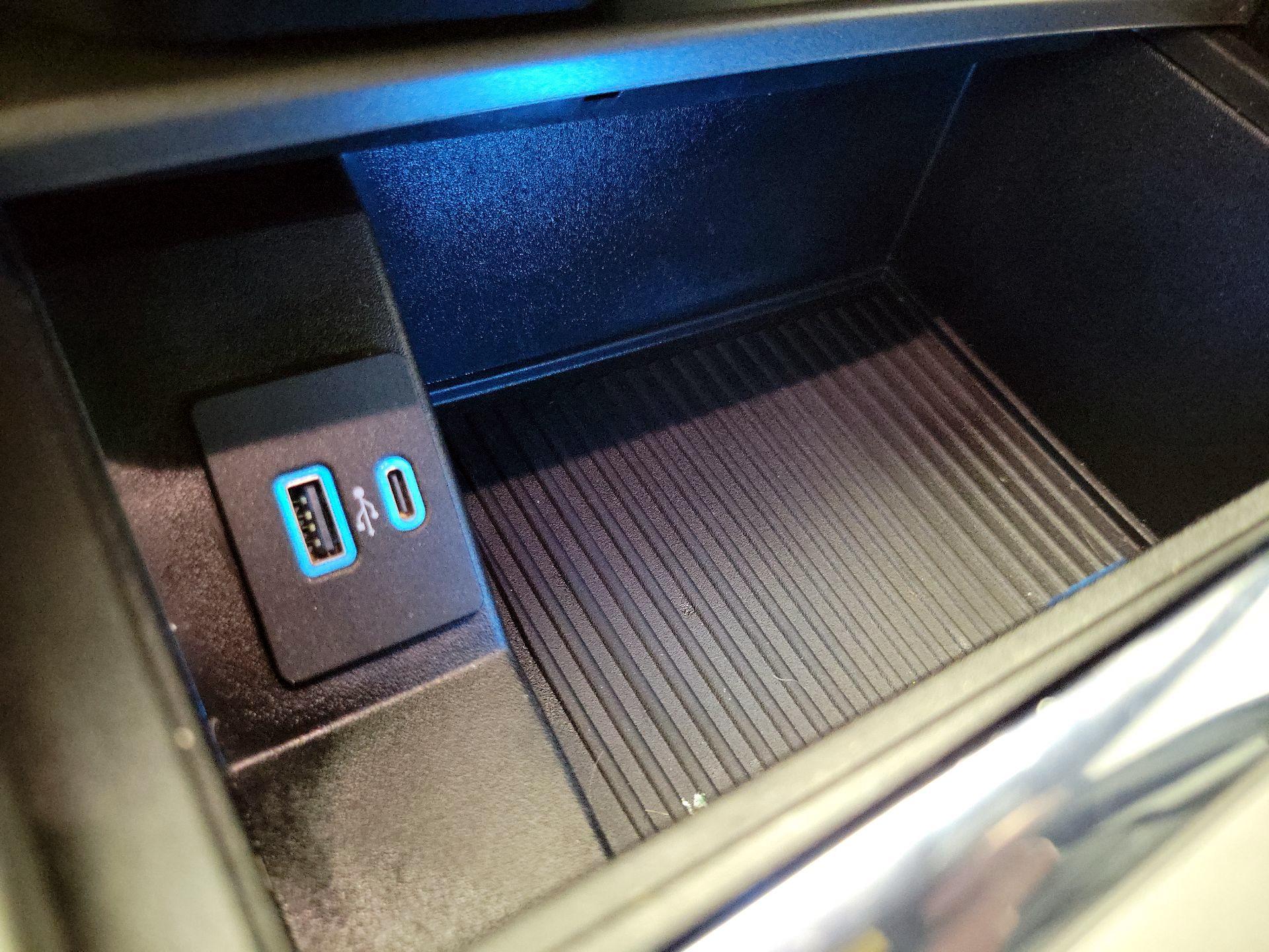 Thumbnail: 2020 Ford Expedition - 18