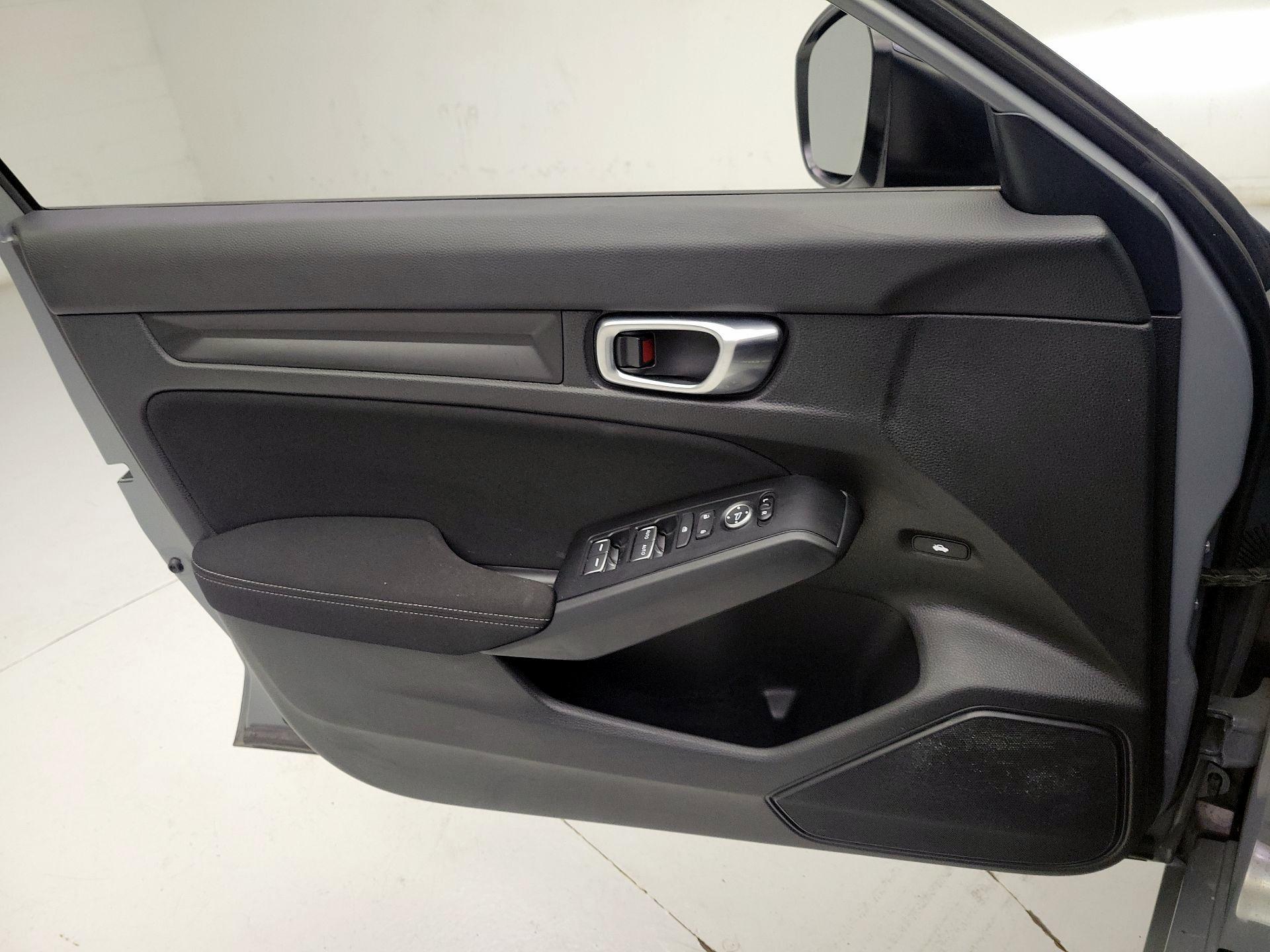 Thumbnail: 2025 Honda Civic - 12