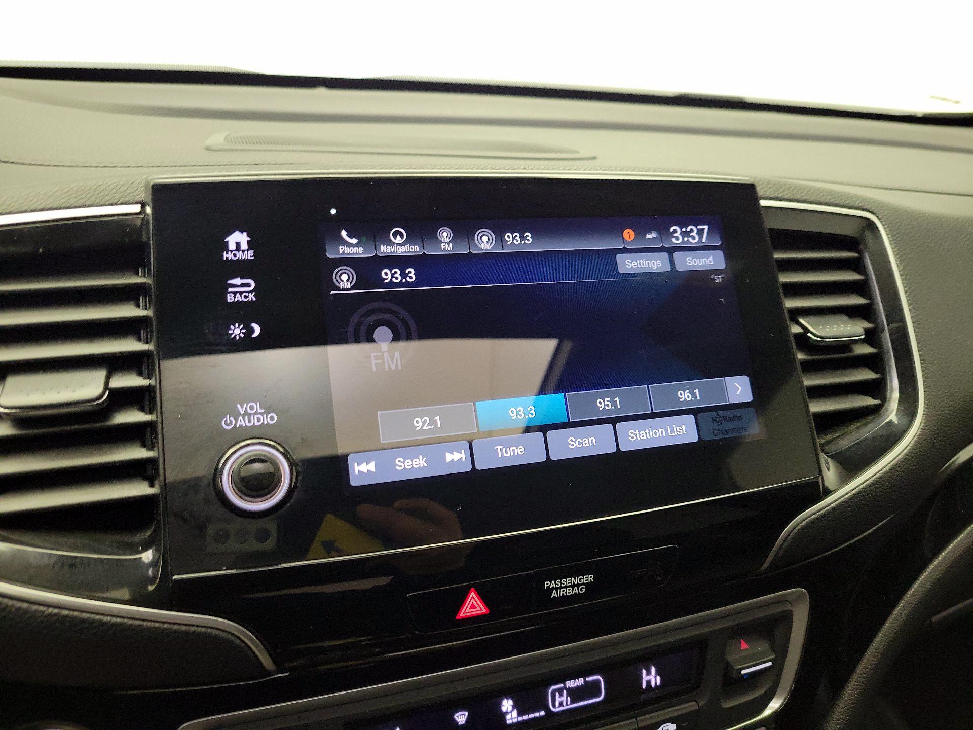 Thumbnail: 2019 Honda Passport - 16