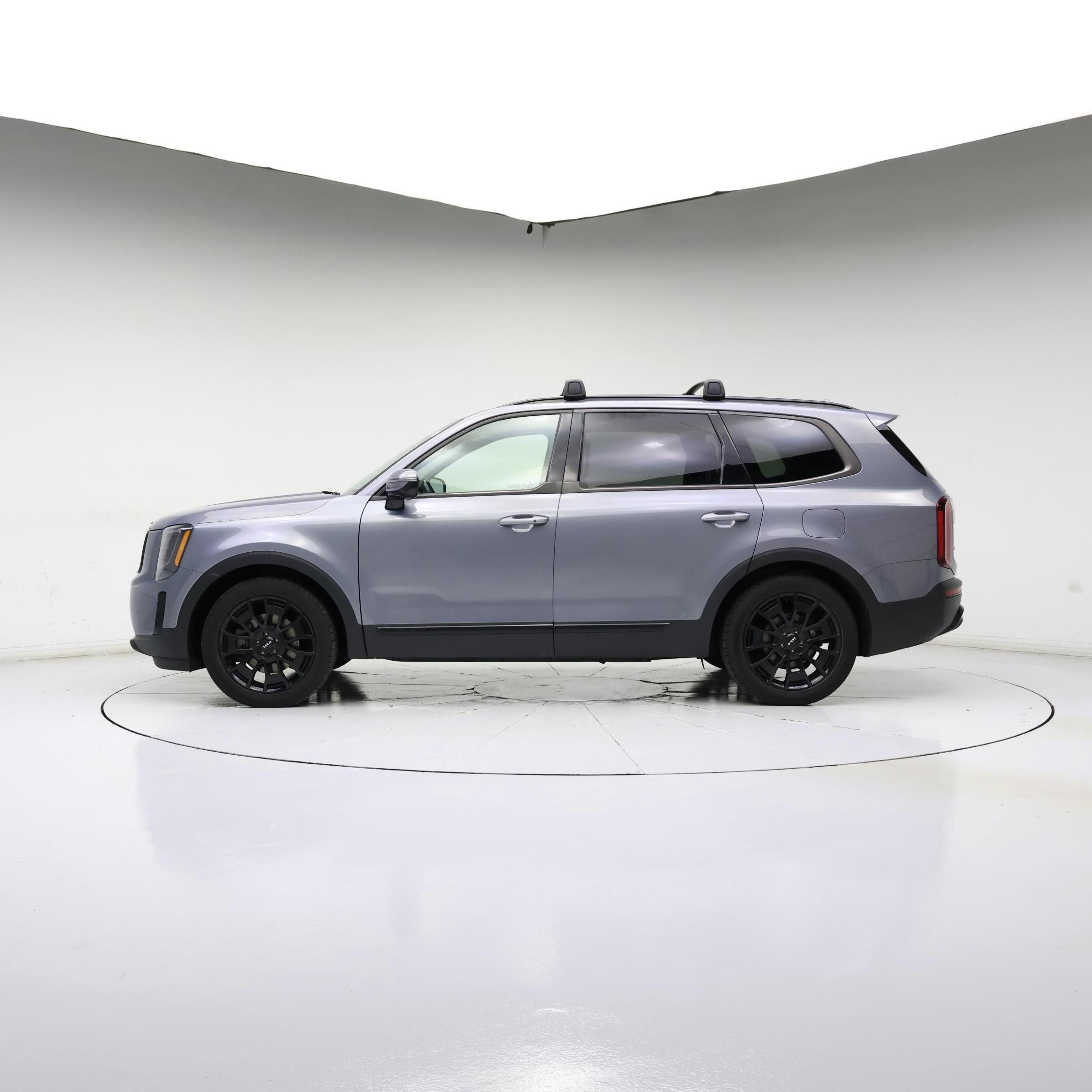 Thumbnail: 2022 Kia Telluride - 3