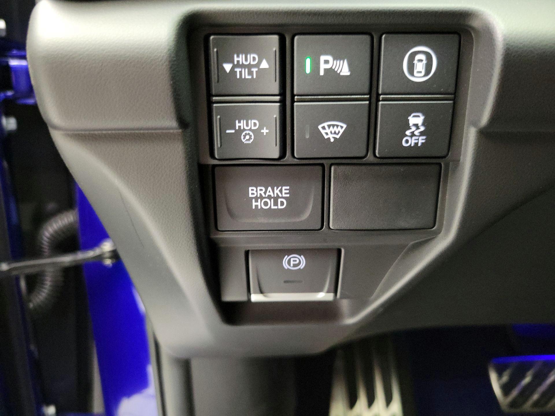 Thumbnail: 2025 Acura RDX - 13