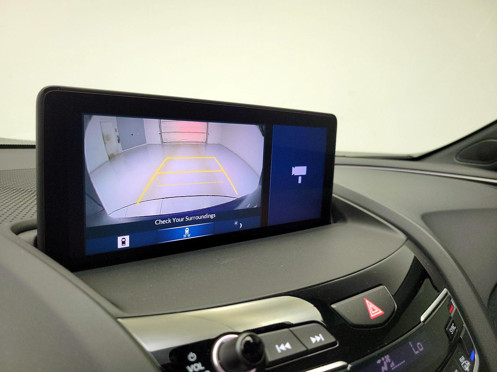 Thumbnail: 2025 Acura RDX - 15