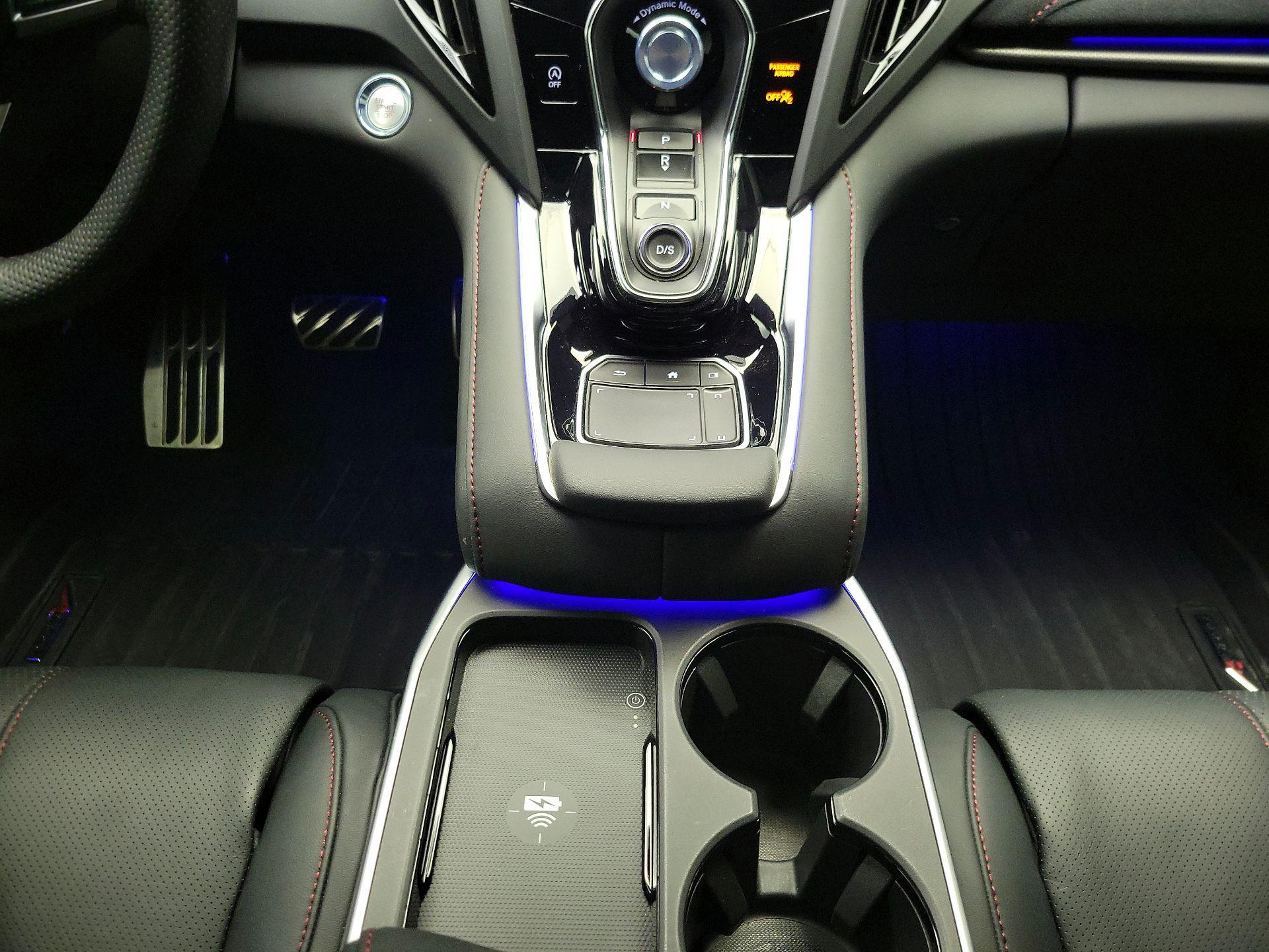 Thumbnail: 2025 Acura RDX - 18