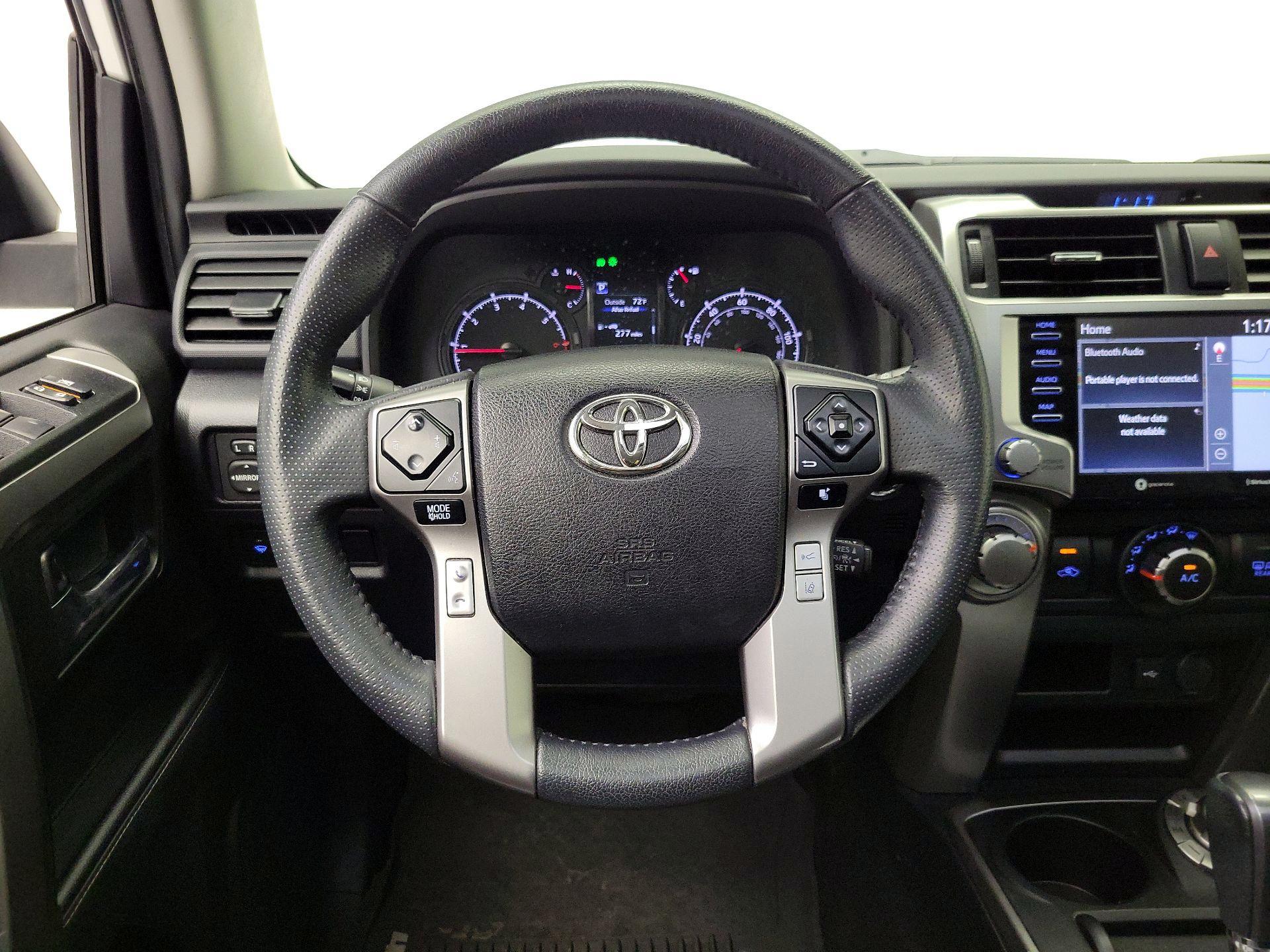 Thumbnail: 2020 Toyota 4Runner - 10