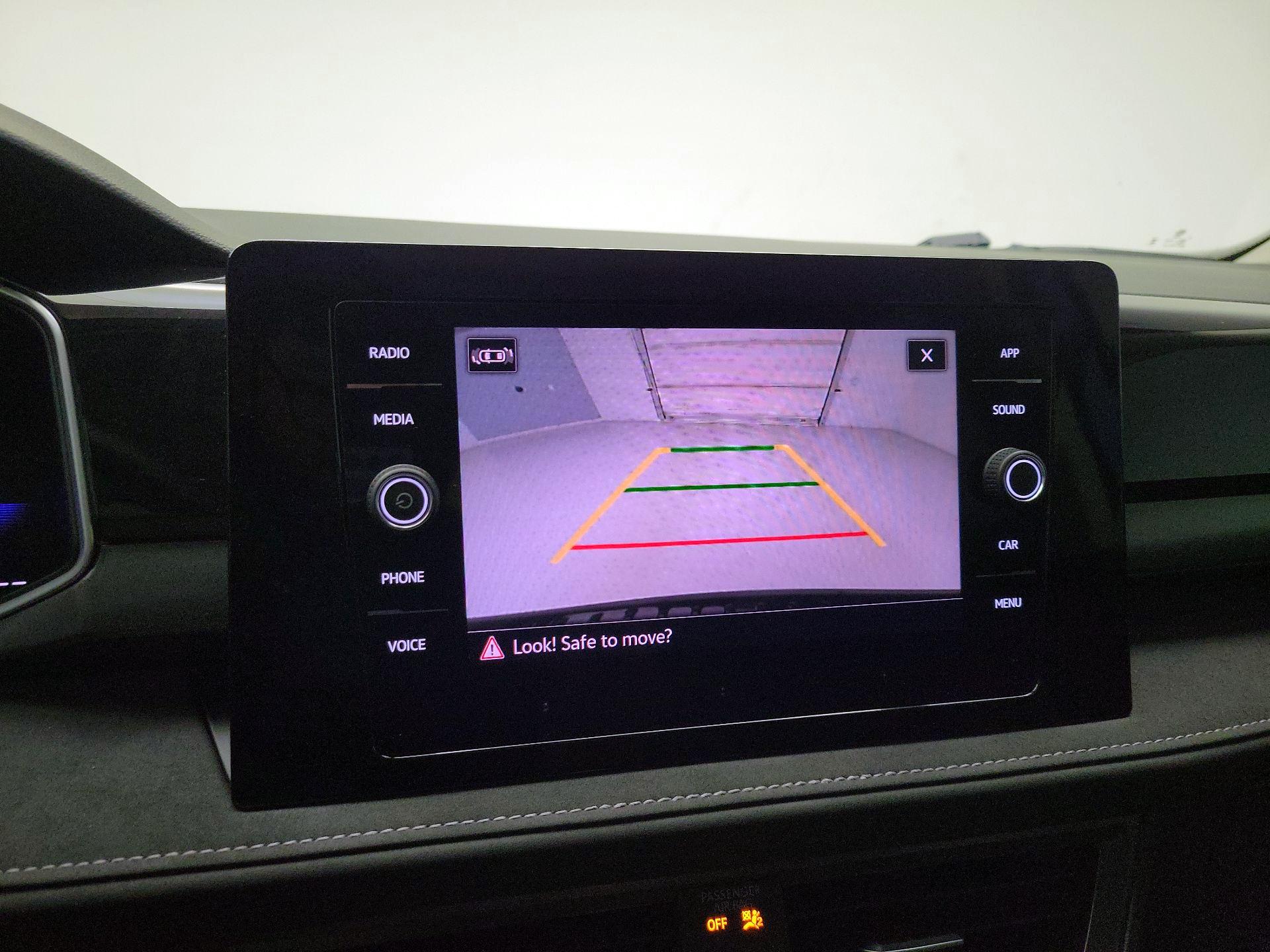 Thumbnail: 2025 Volkswagen Taos - 14