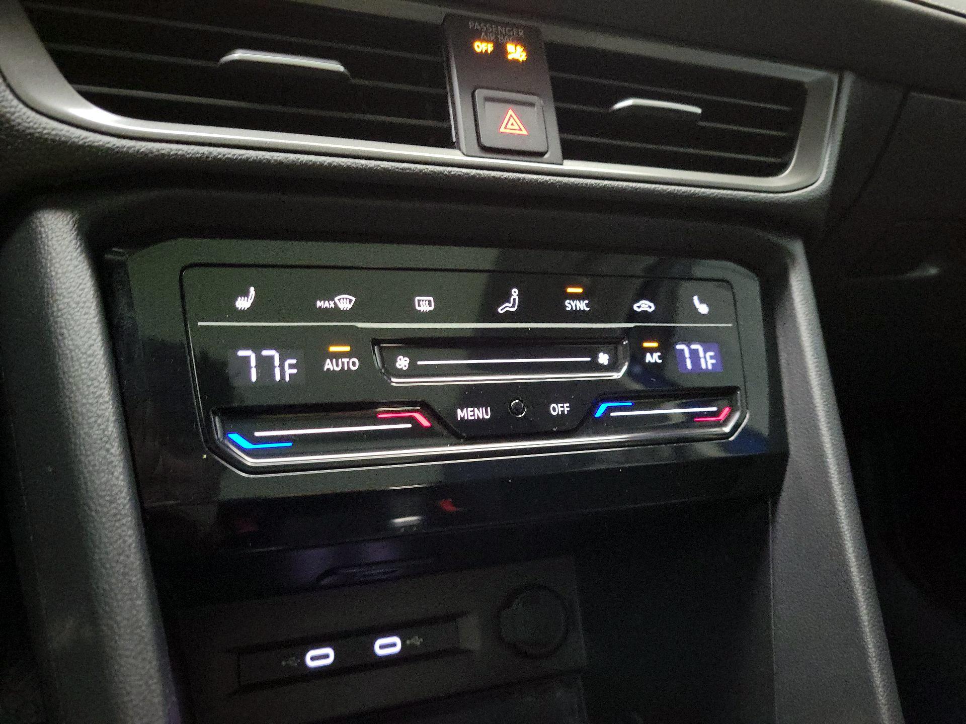 Thumbnail: 2025 Volkswagen Taos - 16