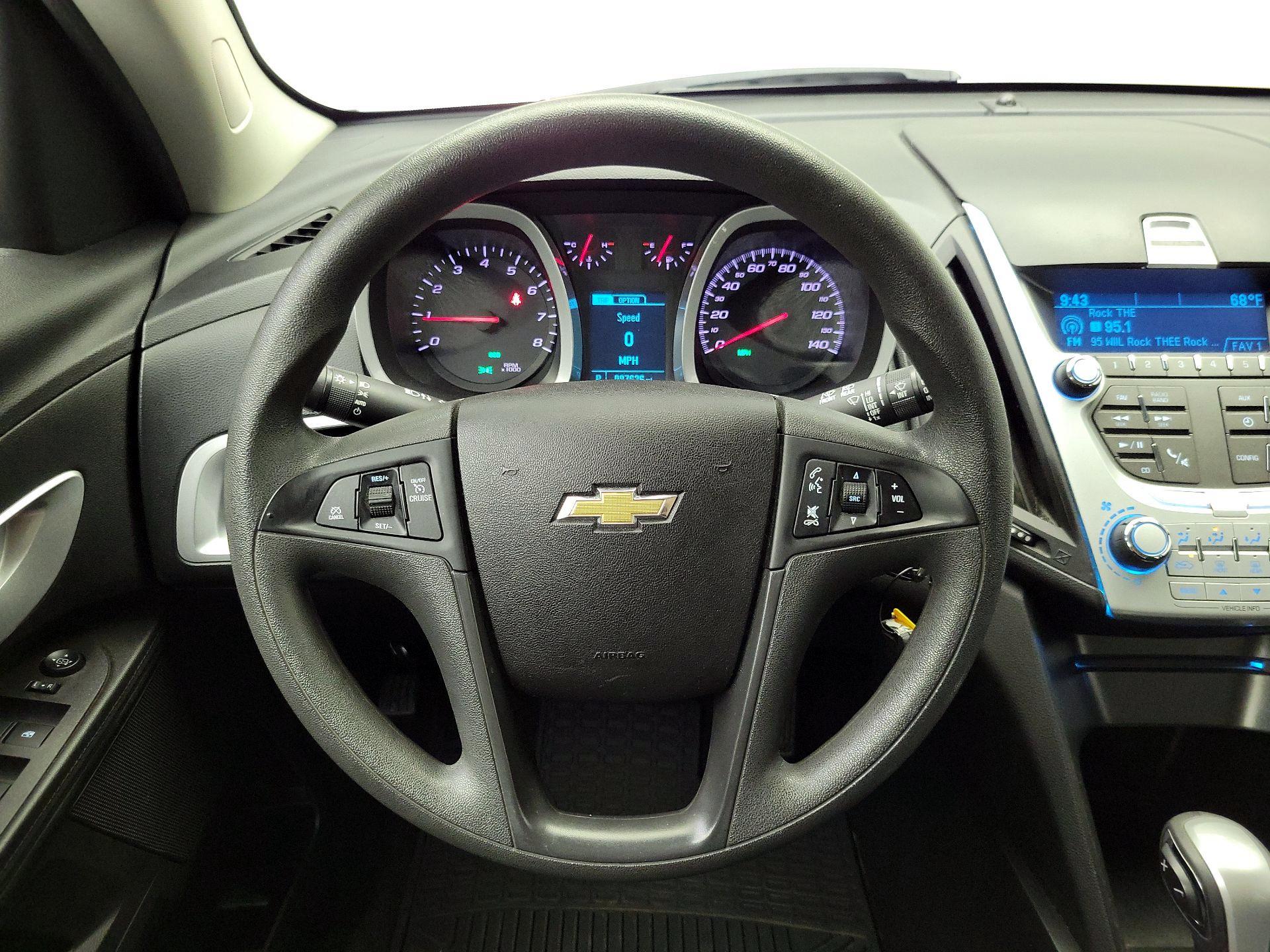 Thumbnail: 2015 Chevrolet Equinox - 10