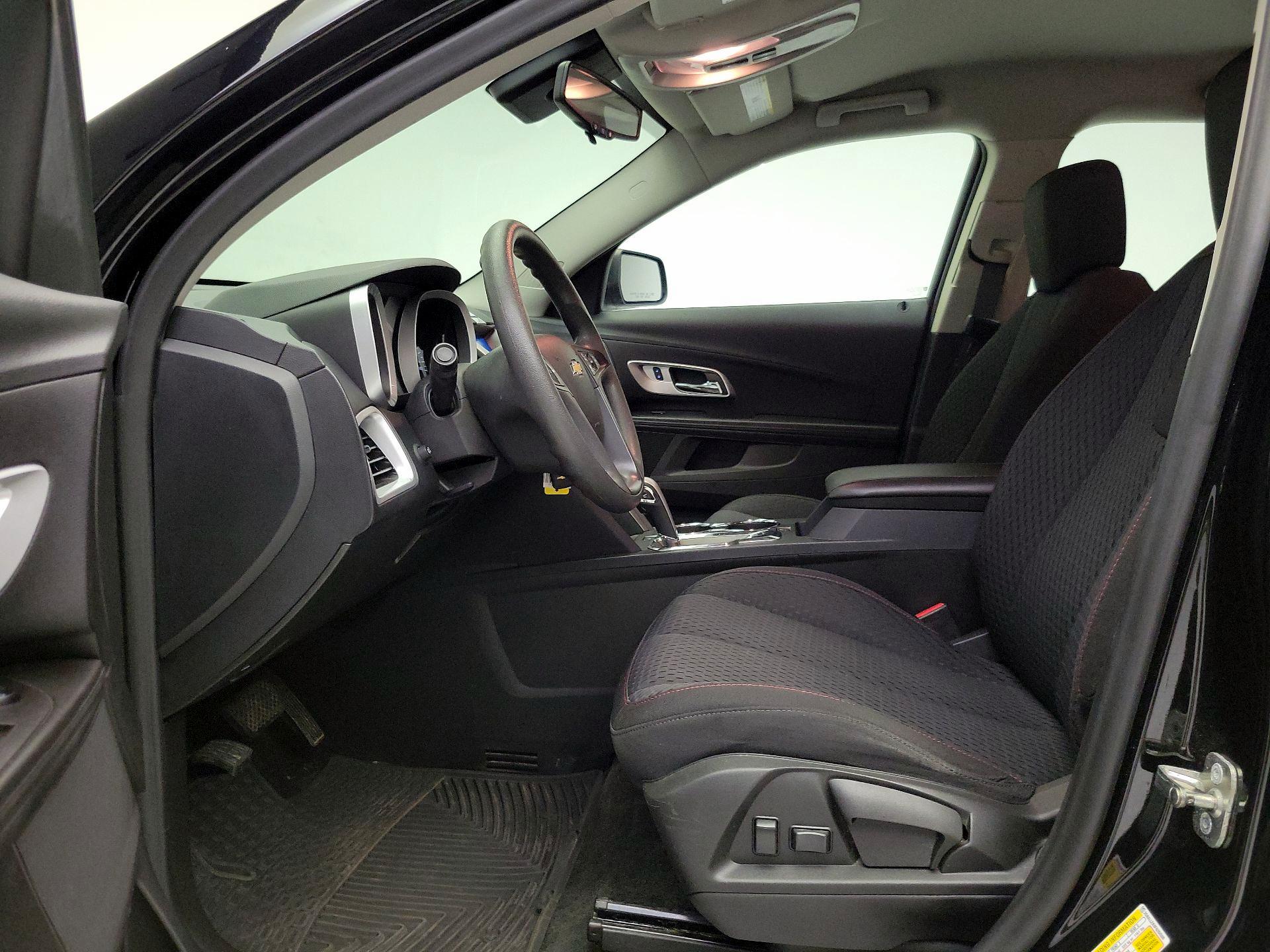 Thumbnail: 2015 Chevrolet Equinox - 11