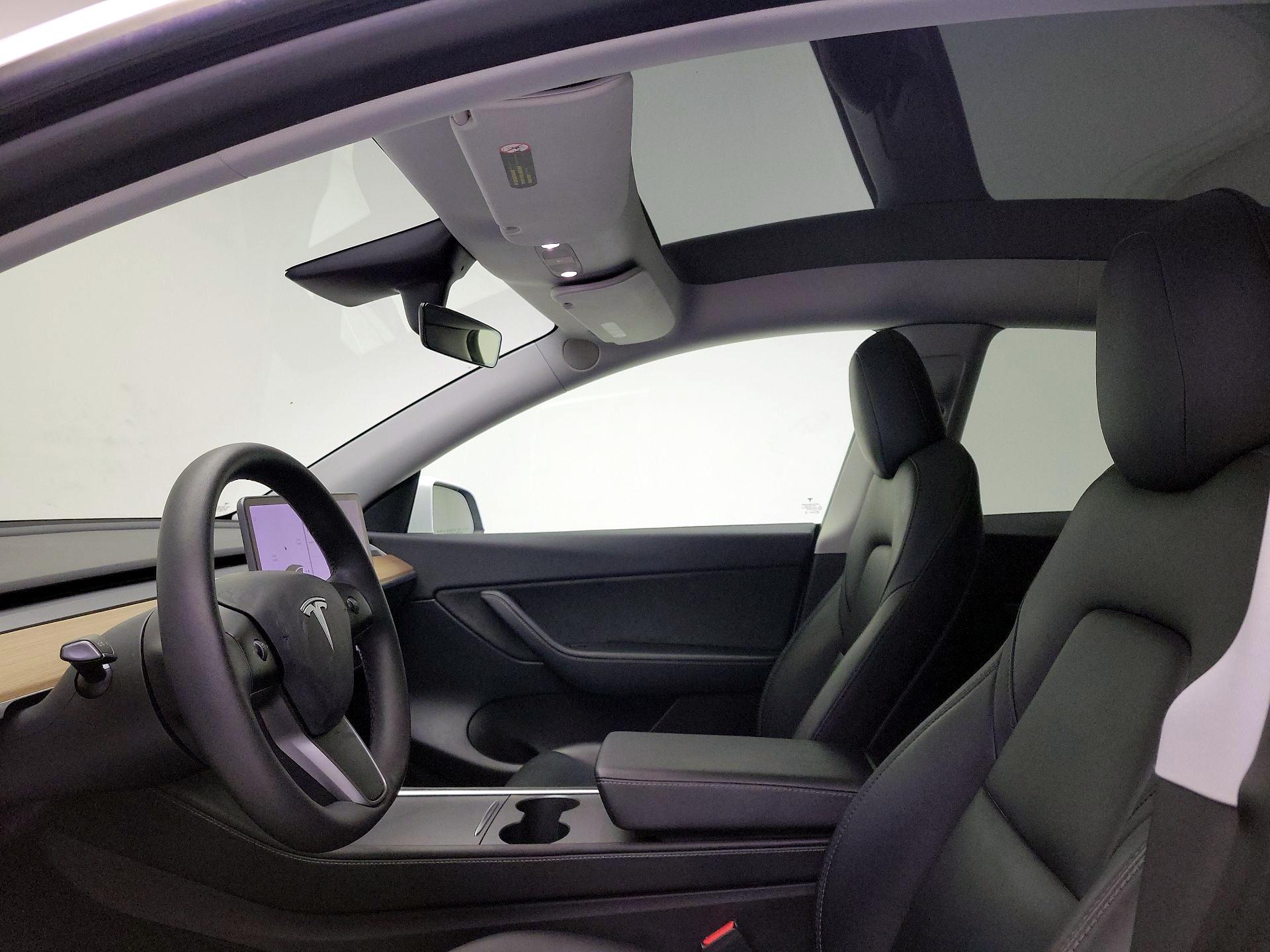 Thumbnail: 2021 Tesla Model Y - 18