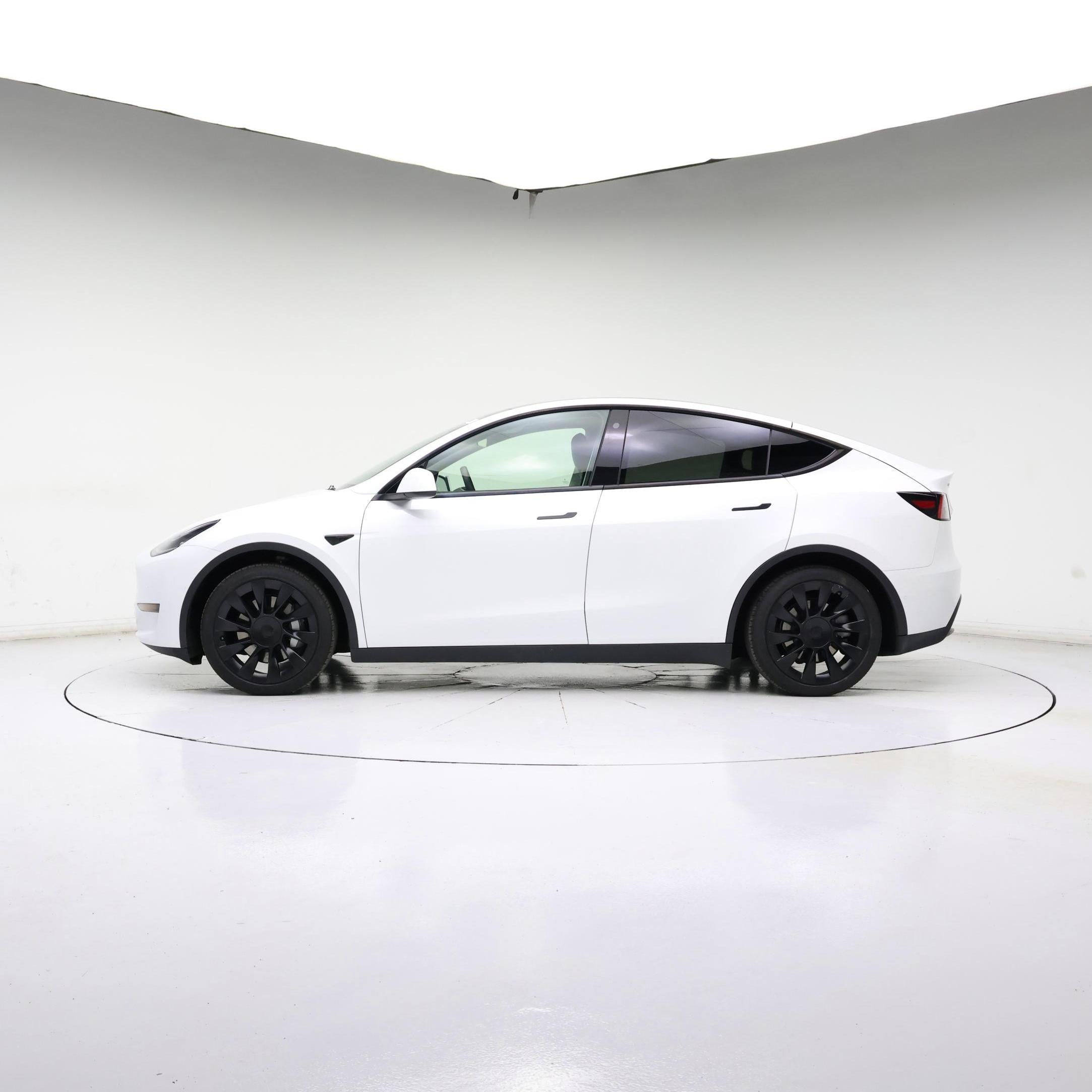 Thumbnail: 2021 Tesla Model Y - 3