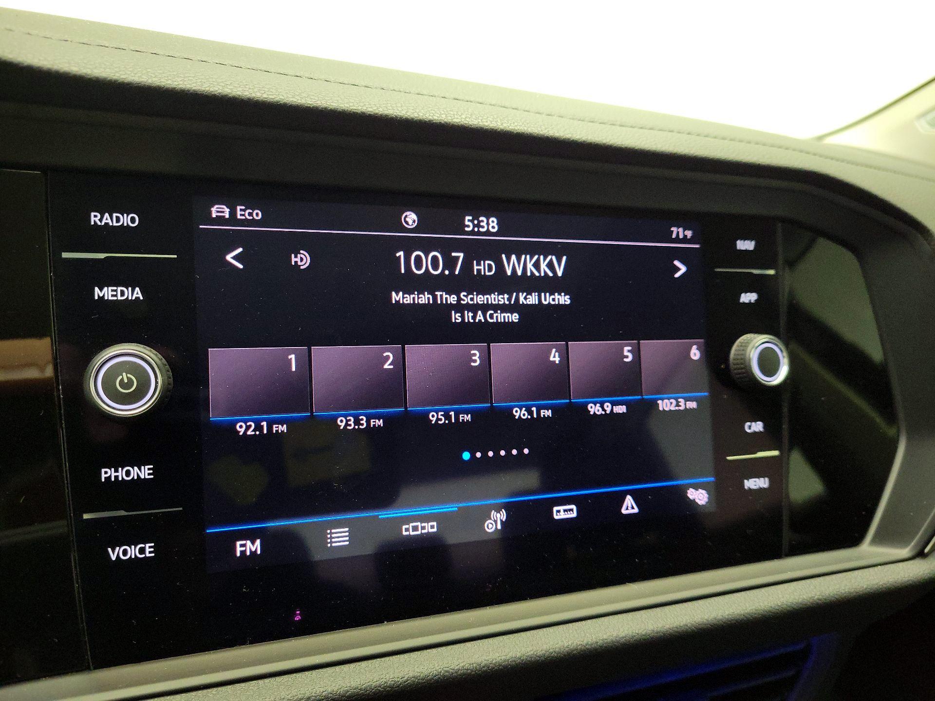 Thumbnail: 2021 Volkswagen Jetta - 16