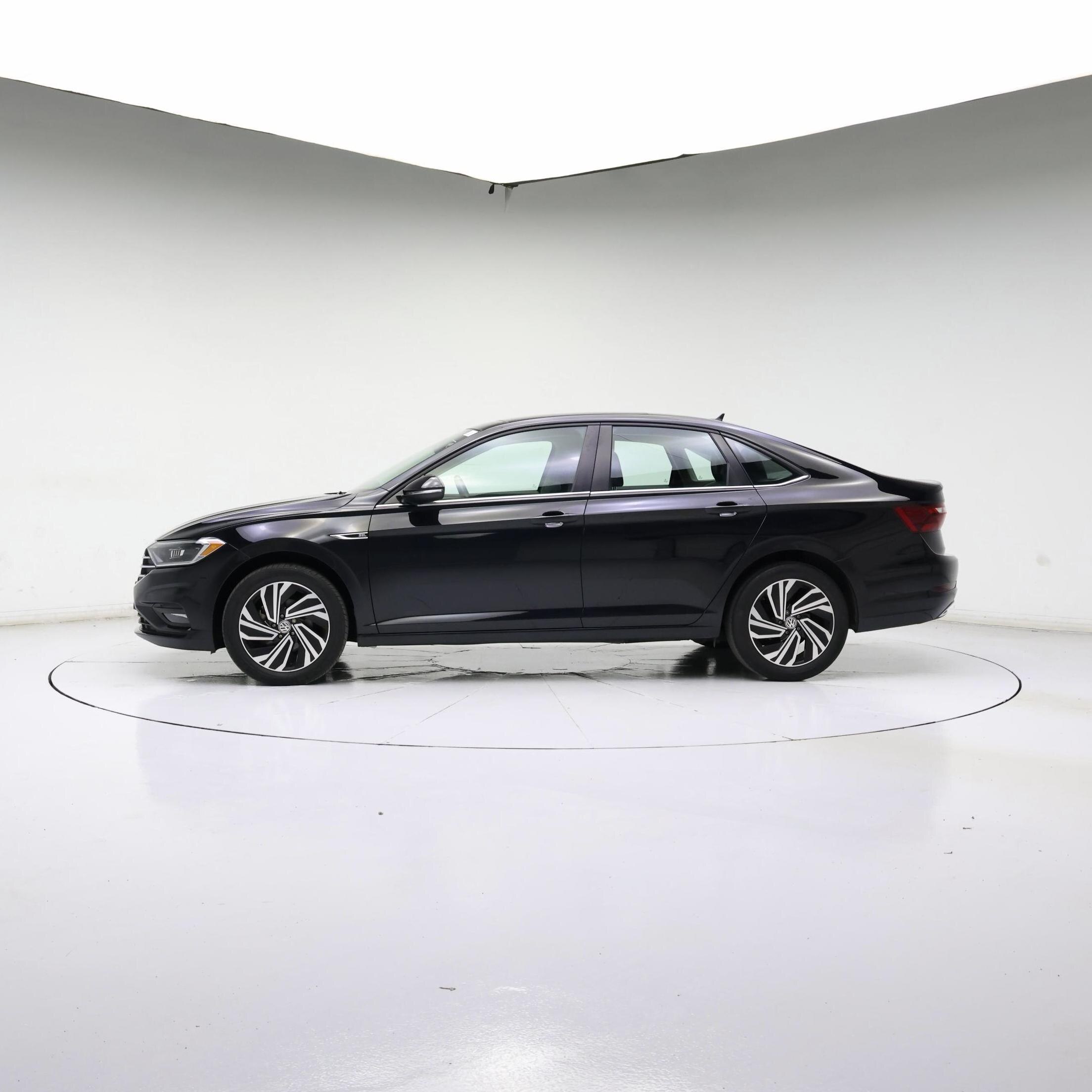 Thumbnail: 2021 Volkswagen Jetta - 3