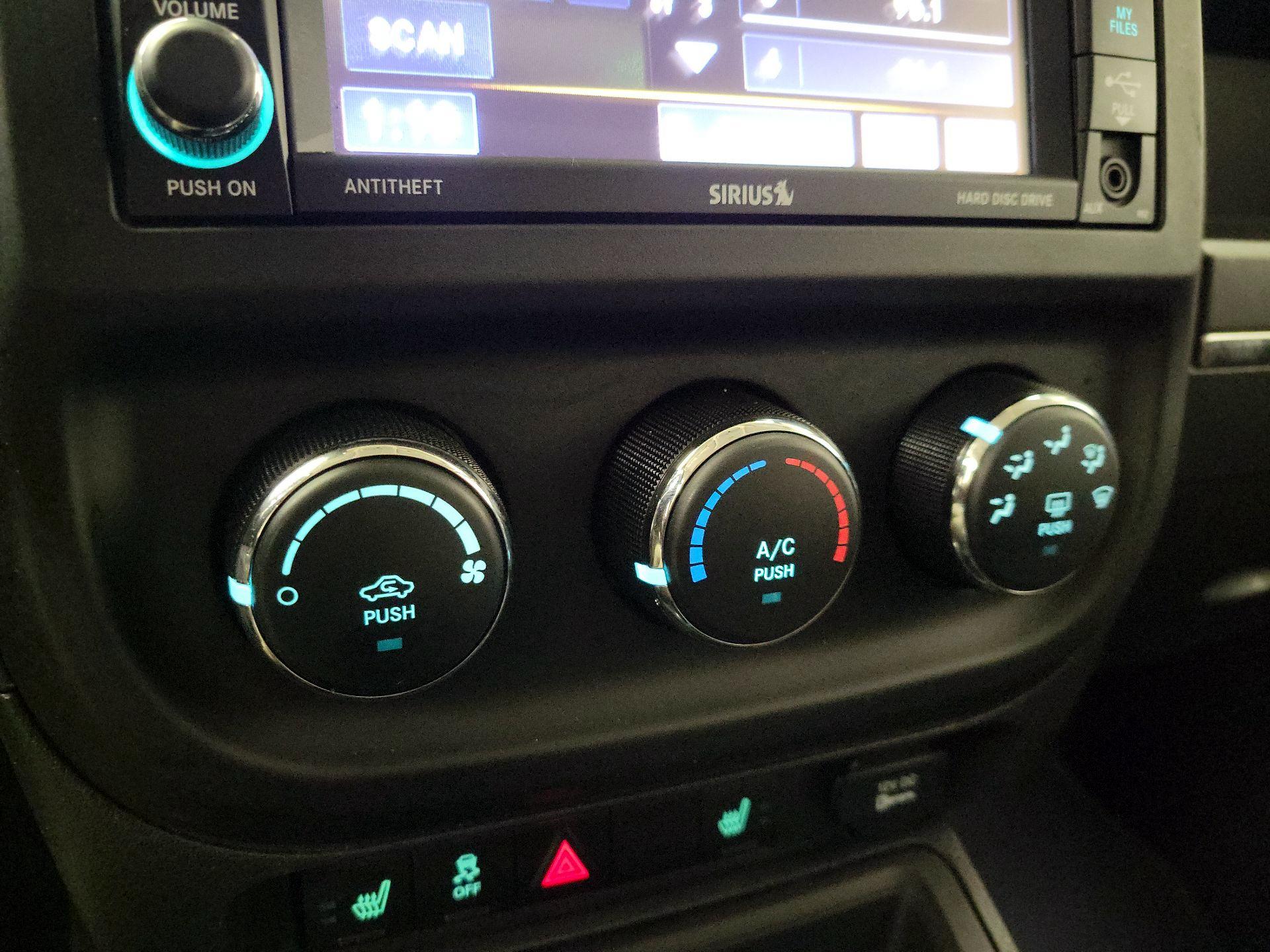 Thumbnail: 2014 Jeep Patriot - 14