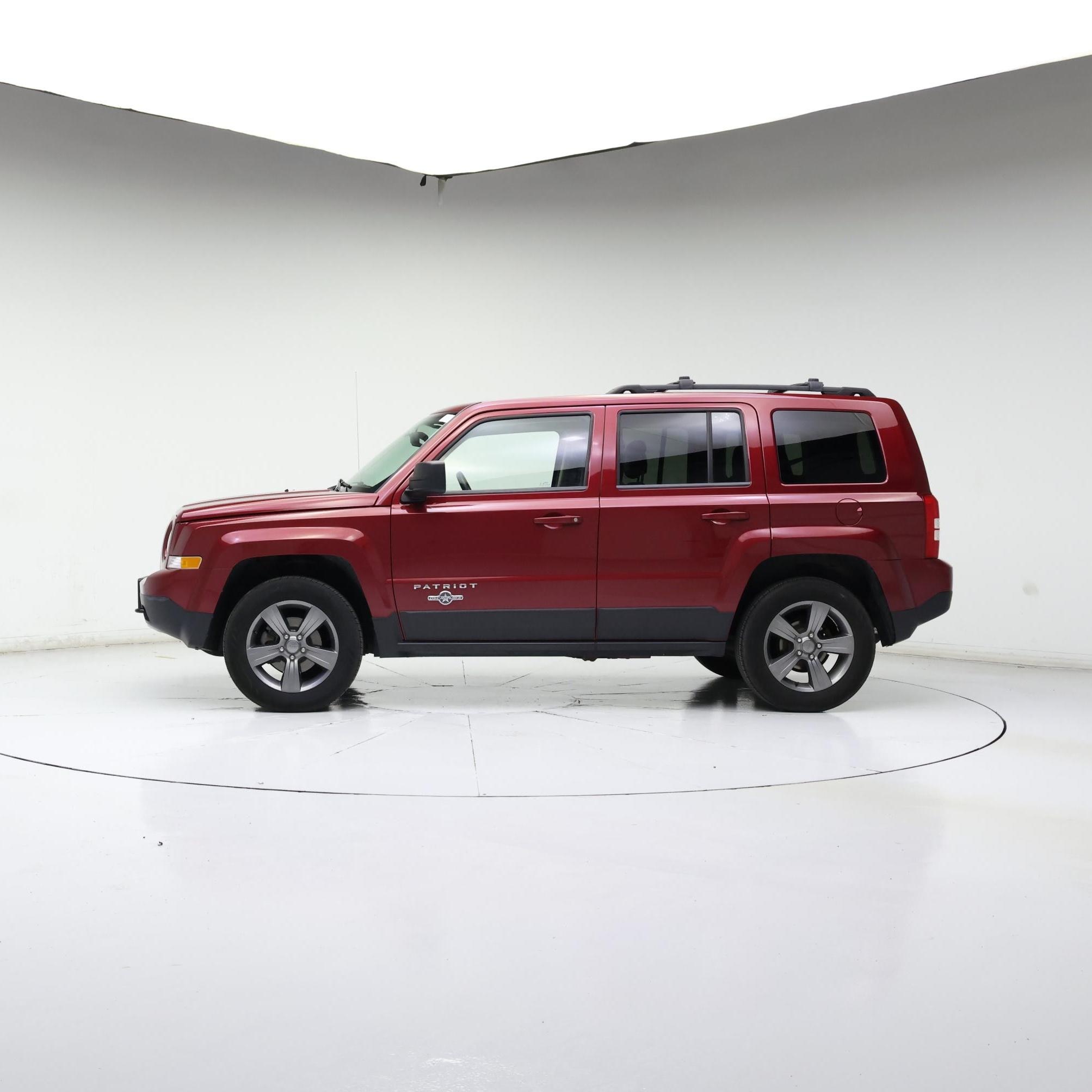 Thumbnail: 2014 Jeep Patriot - 3