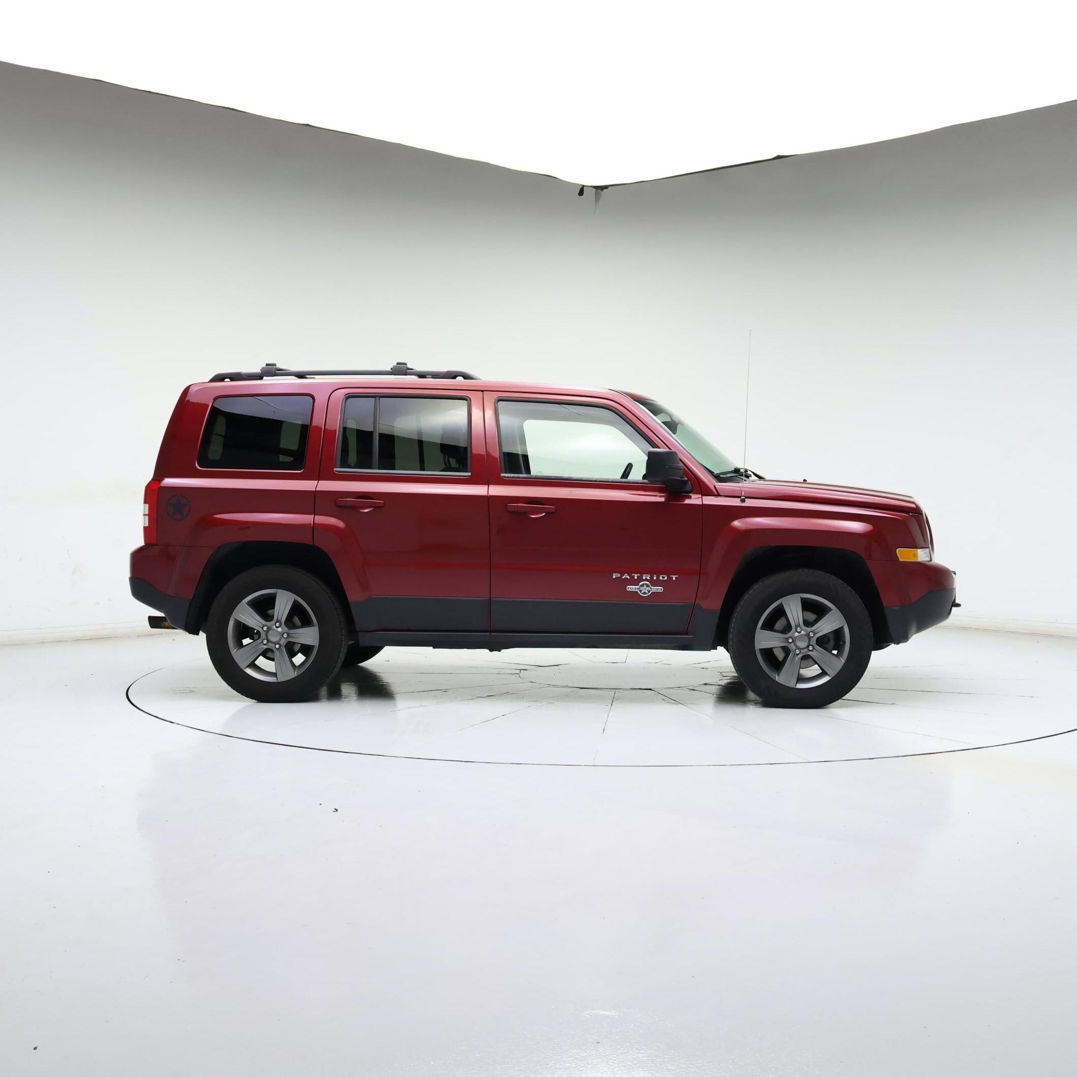 Thumbnail: 2014 Jeep Patriot - 7
