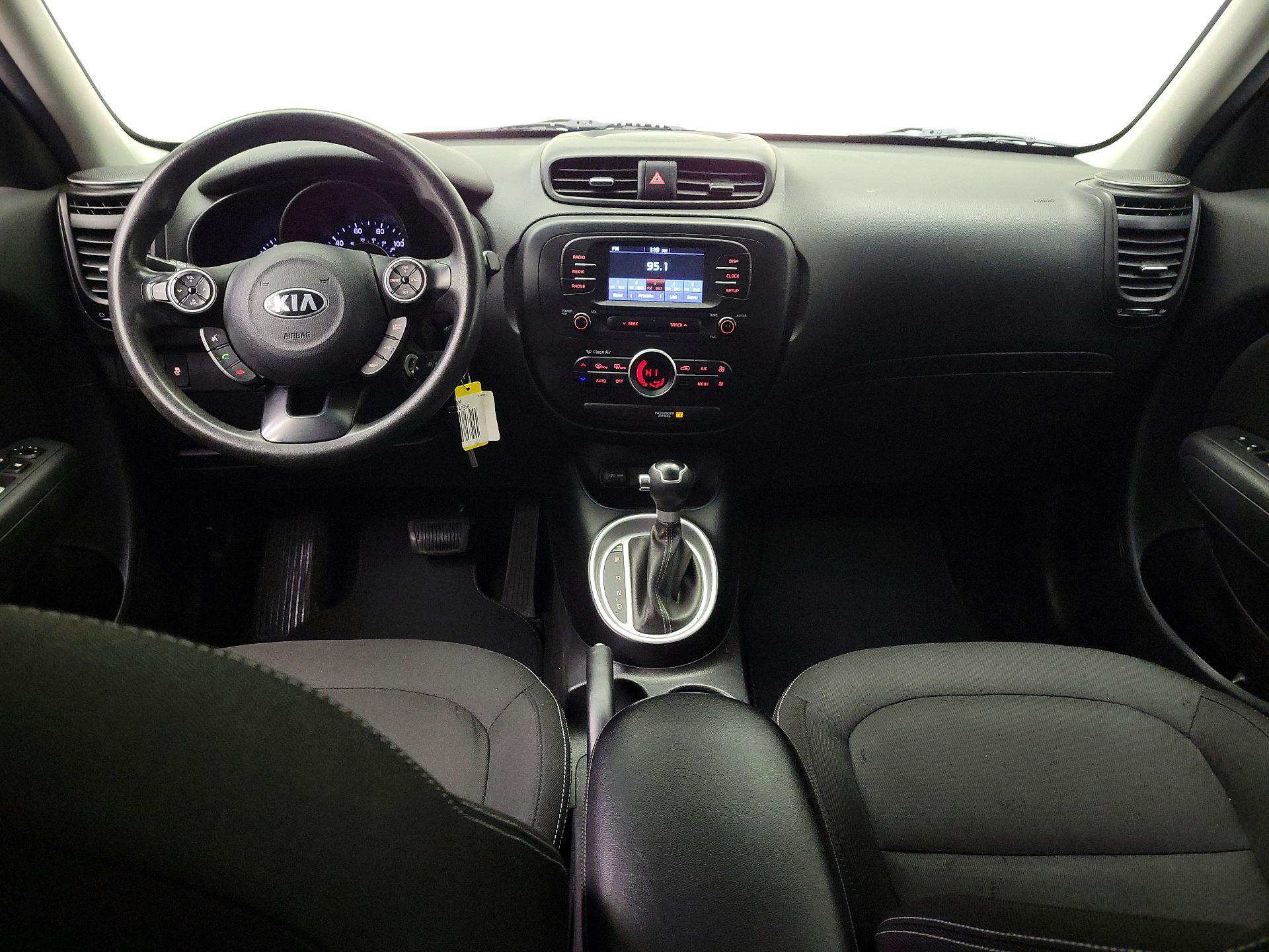 Thumbnail: 2017 Kia Soul - 9