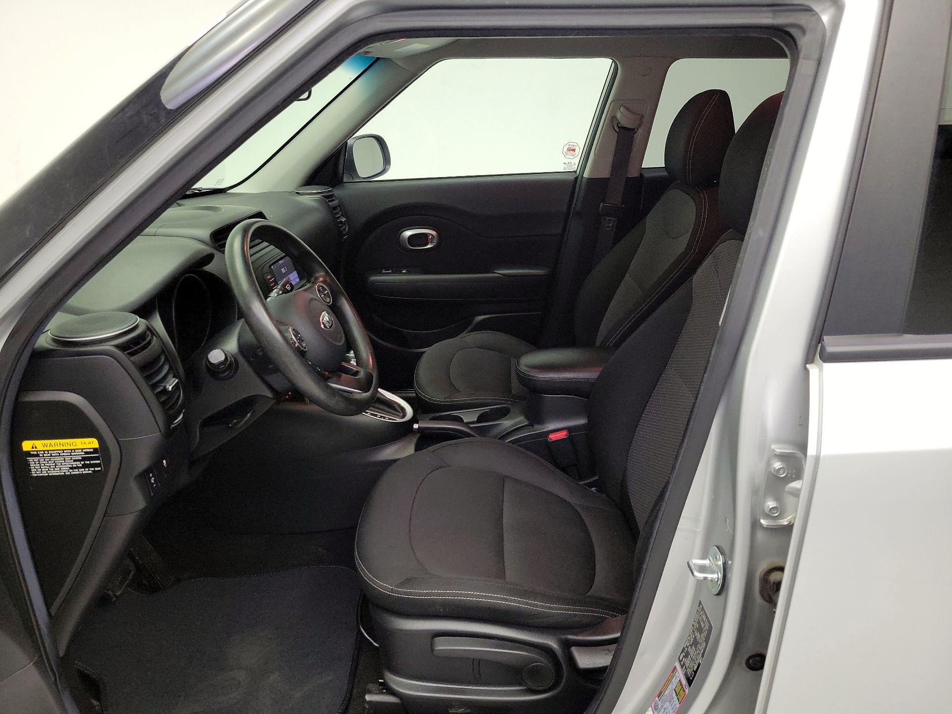 Thumbnail: 2017 Kia Soul - 11