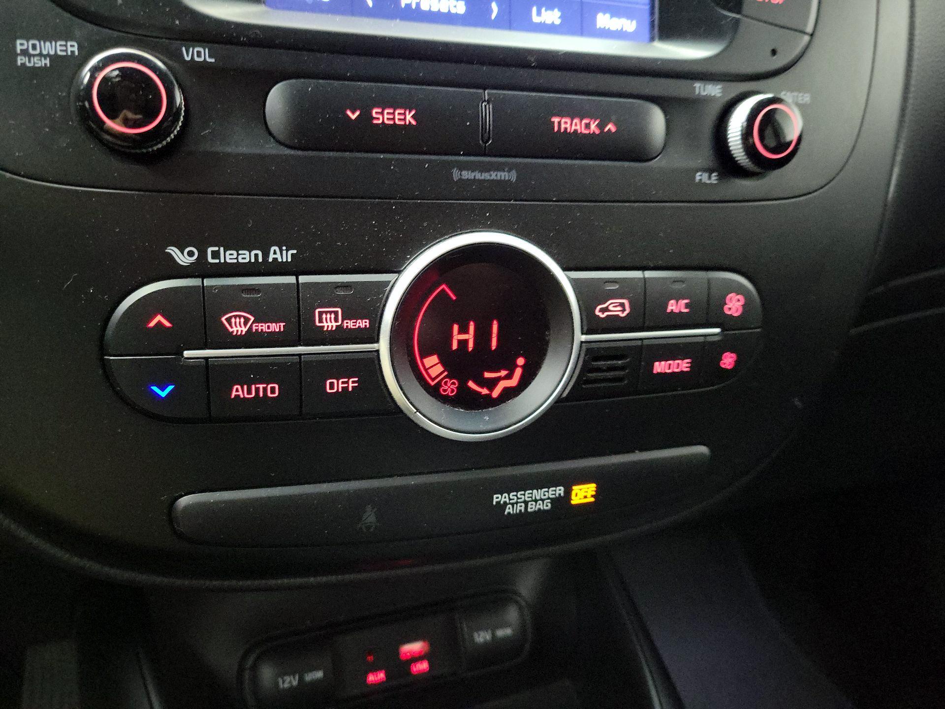 Thumbnail: 2017 Kia Soul - 16