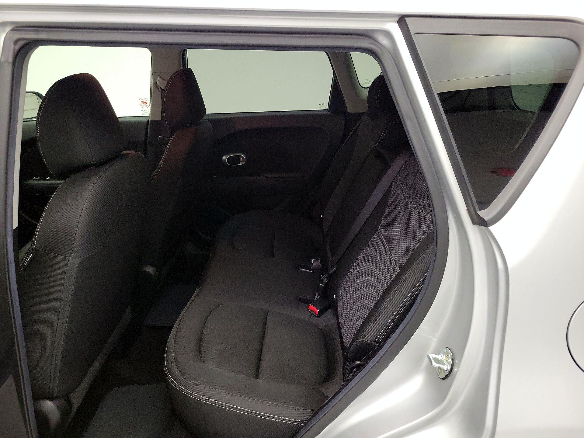 Thumbnail: 2017 Kia Soul - 19