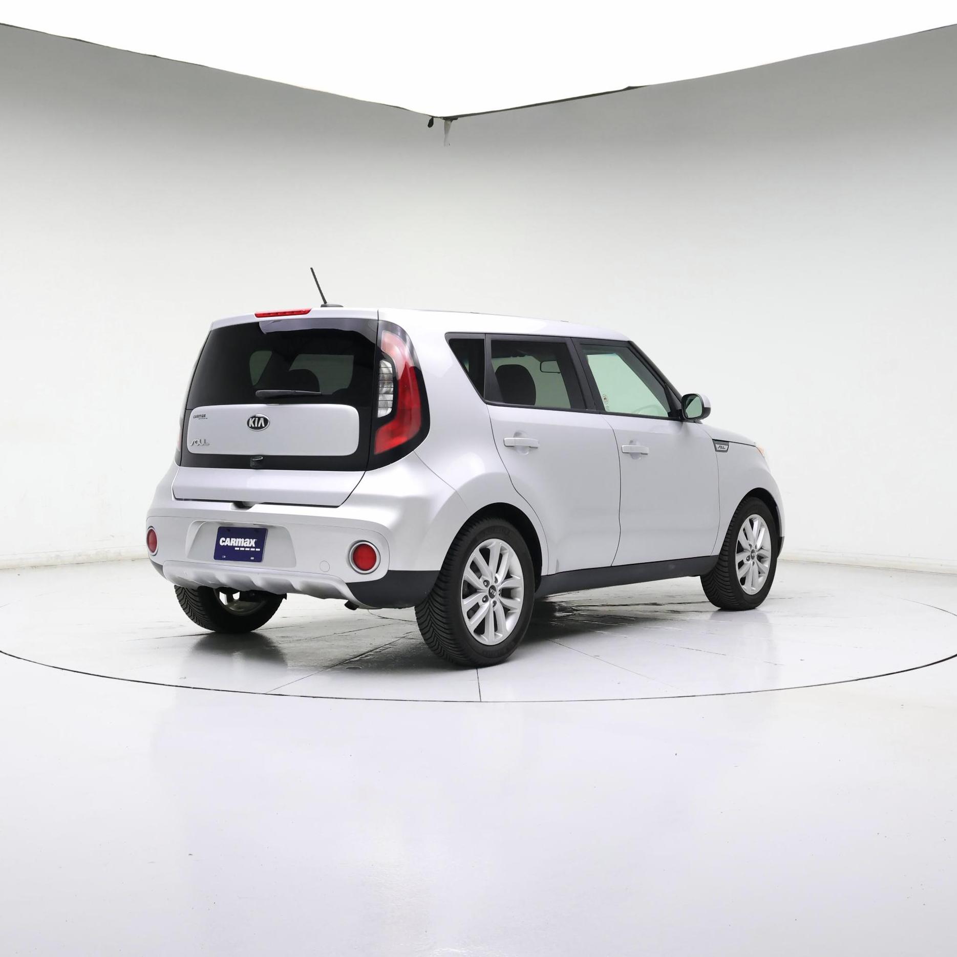 Thumbnail: 2017 Kia Soul - 8