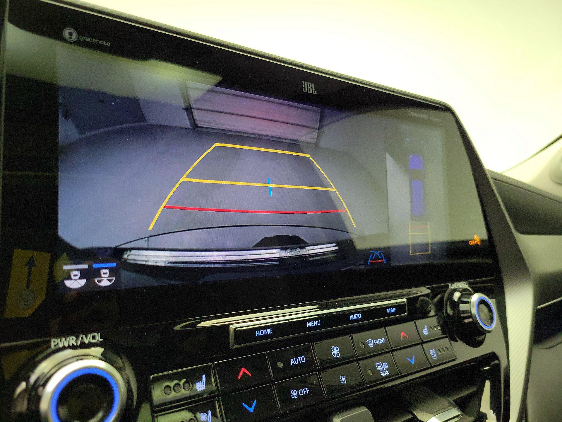 Thumbnail: 2022 Toyota Highlander - 15