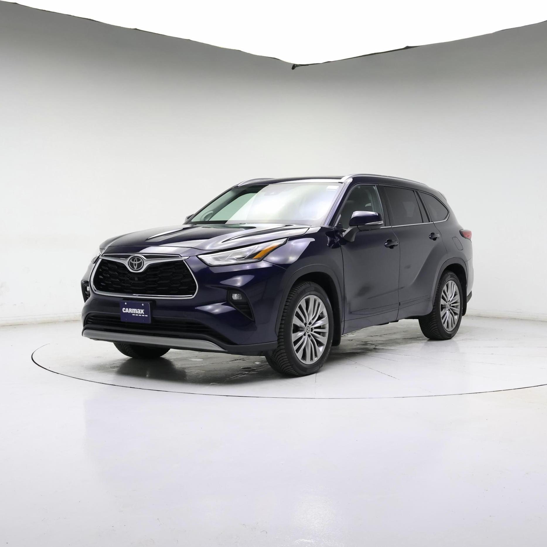 Thumbnail: 2022 Toyota Highlander - 4