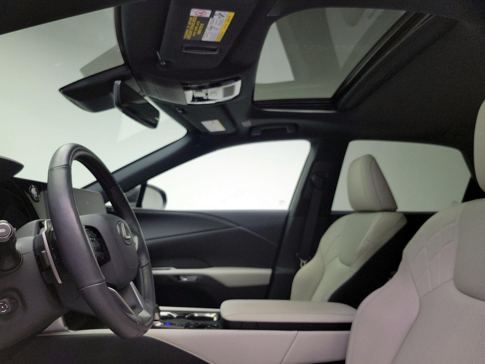 Thumbnail: 2023 Lexus RX - 19