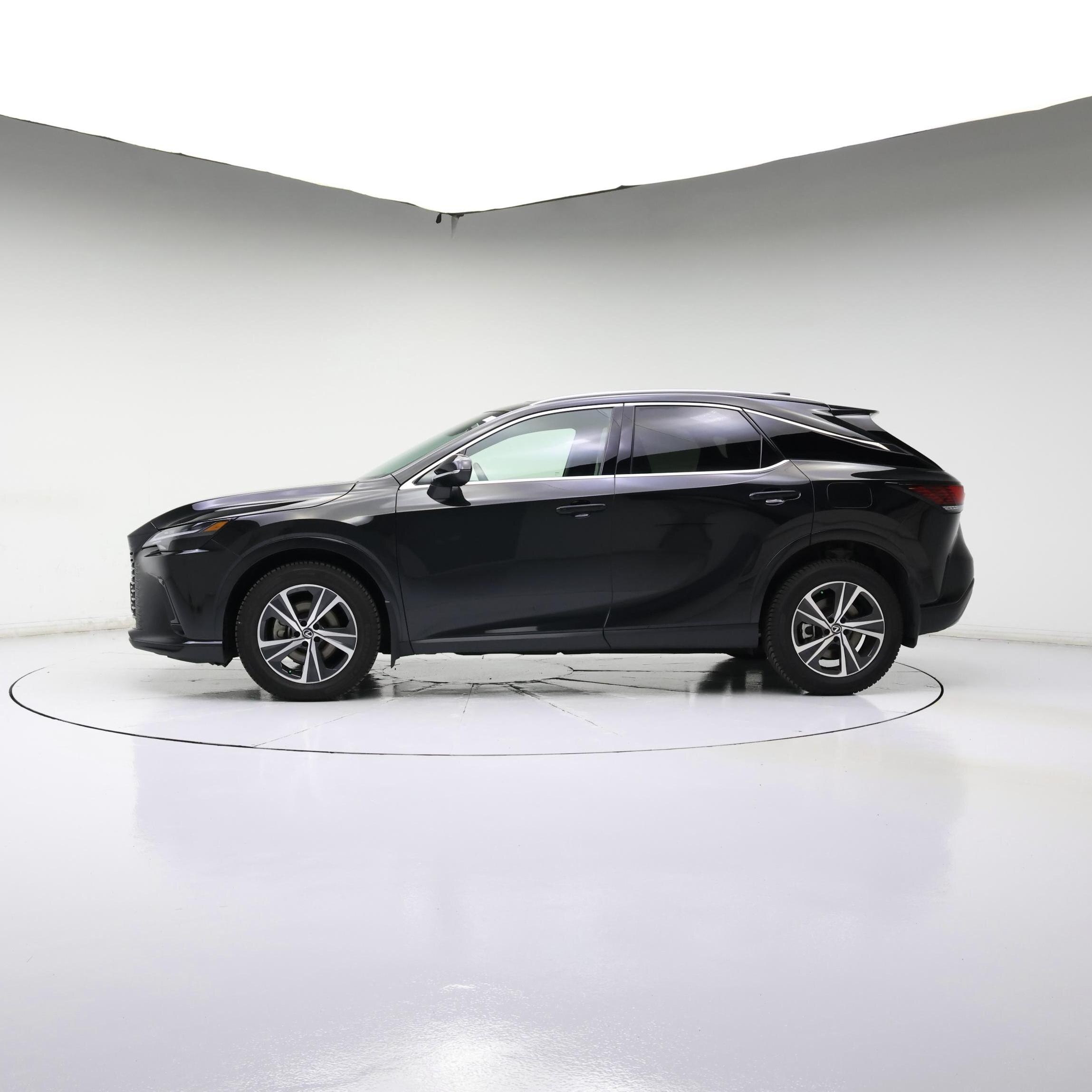 Thumbnail: 2023 Lexus RX - 3