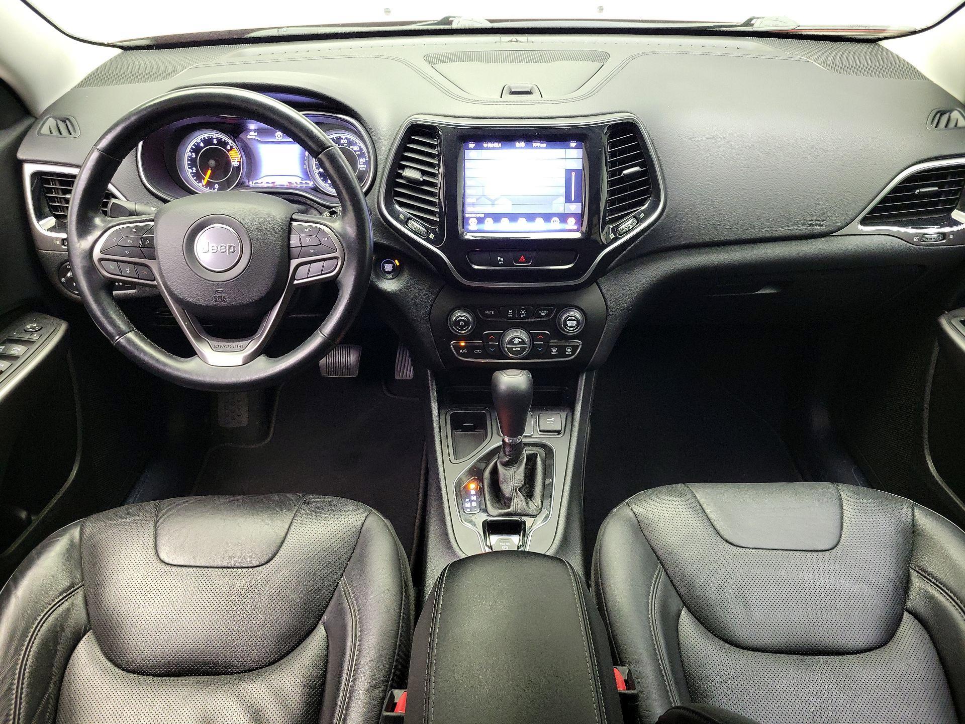 Thumbnail: 2020 Jeep Cherokee - 9