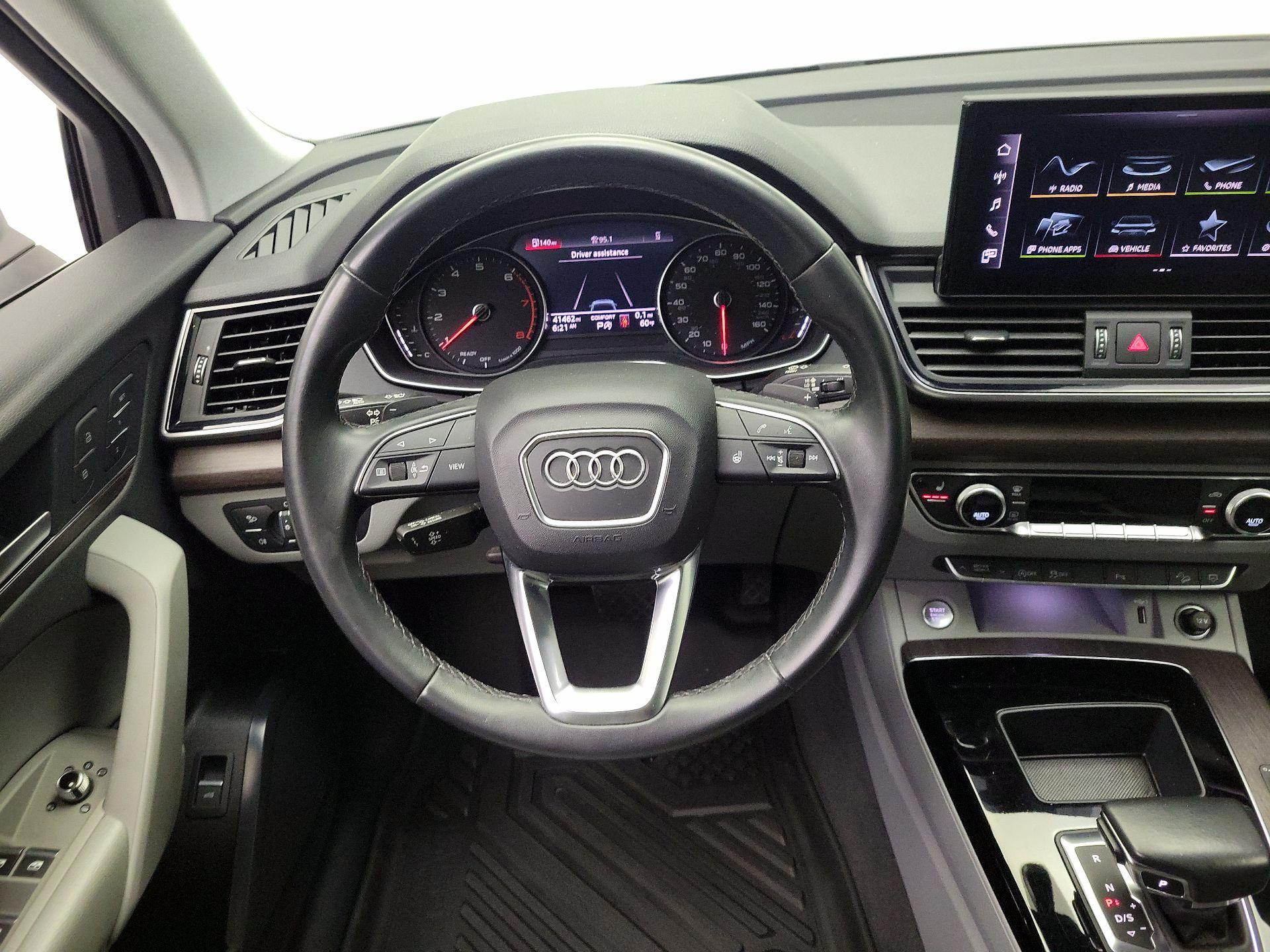 Thumbnail: 2022 Audi Q5 - 10