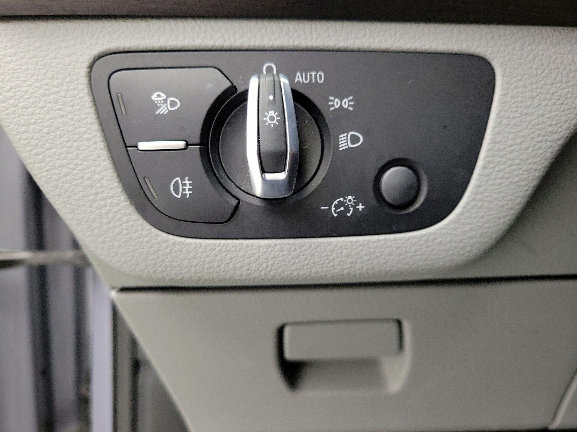 Thumbnail: 2022 Audi Q5 - 13