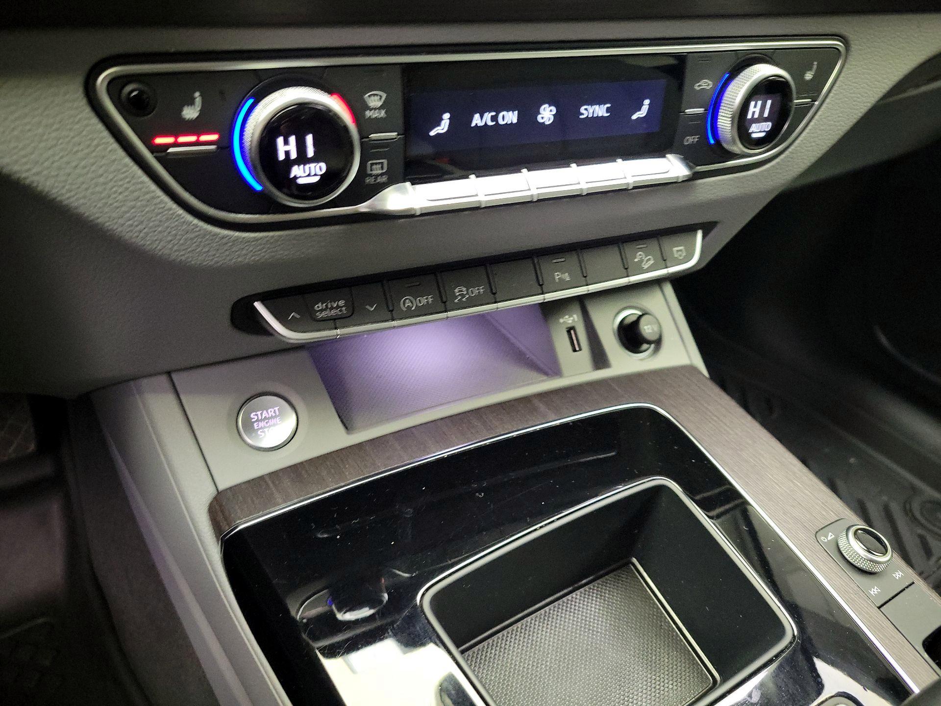 Thumbnail: 2022 Audi Q5 - 16