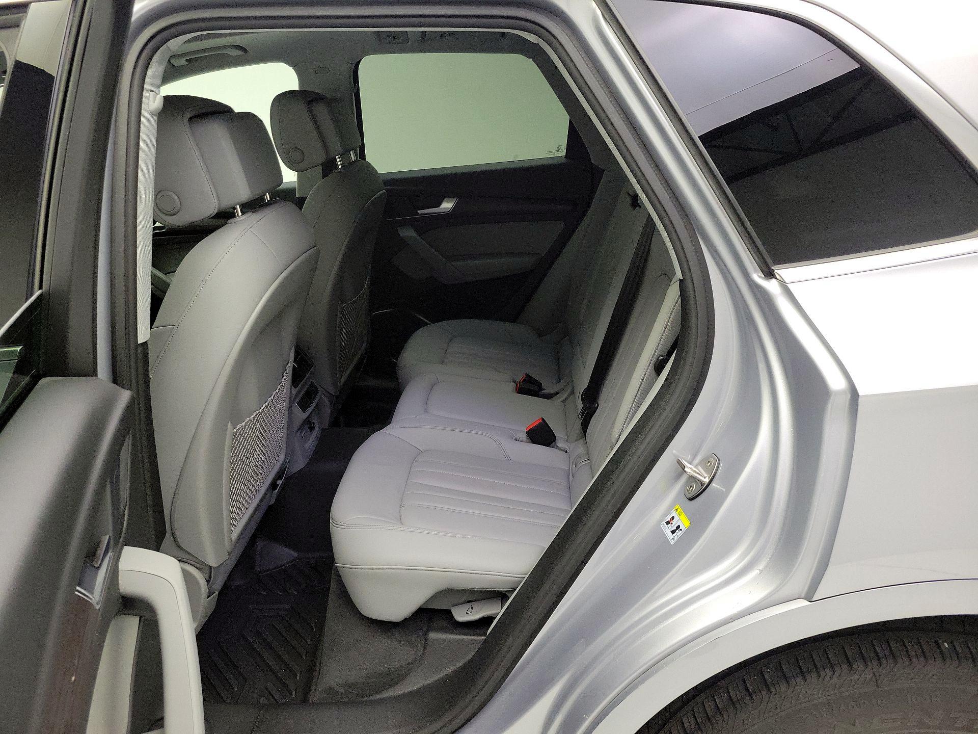 Thumbnail: 2022 Audi Q5 - 20