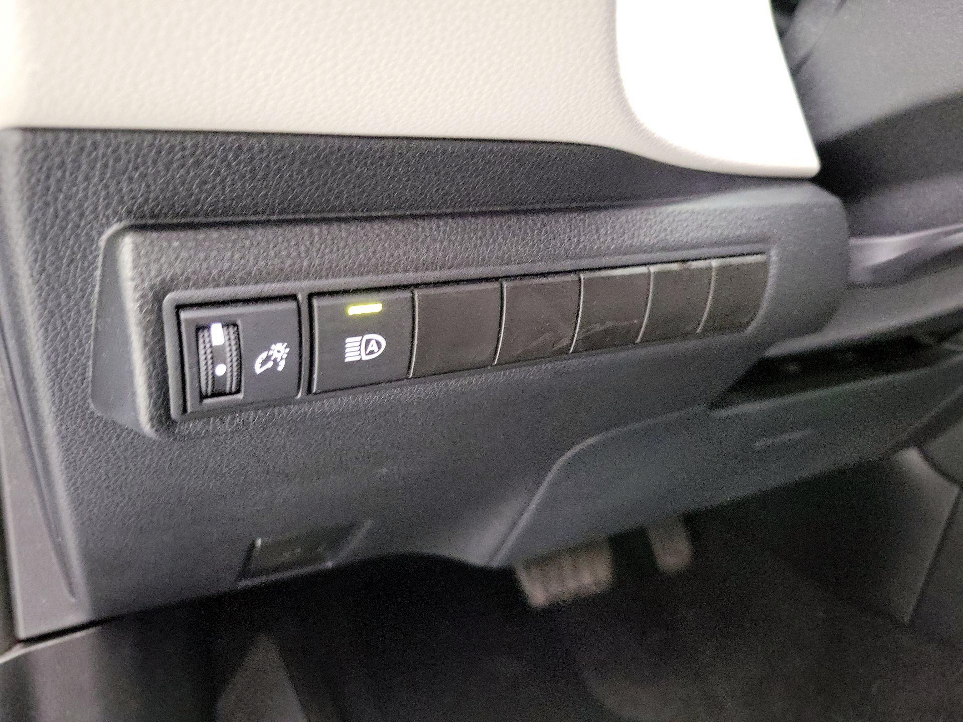 Thumbnail: 2023 Toyota Corolla - 13