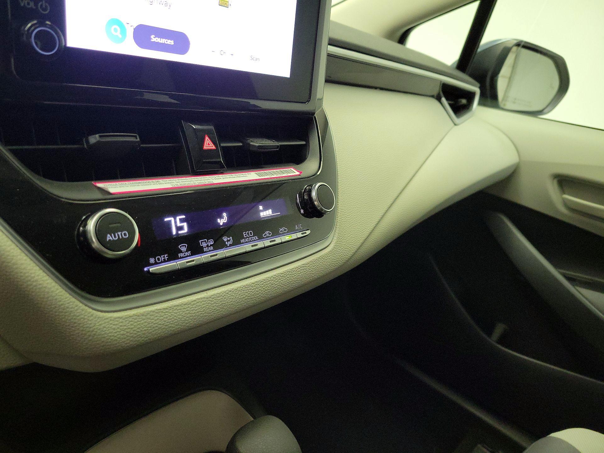 Thumbnail: 2023 Toyota Corolla - 16