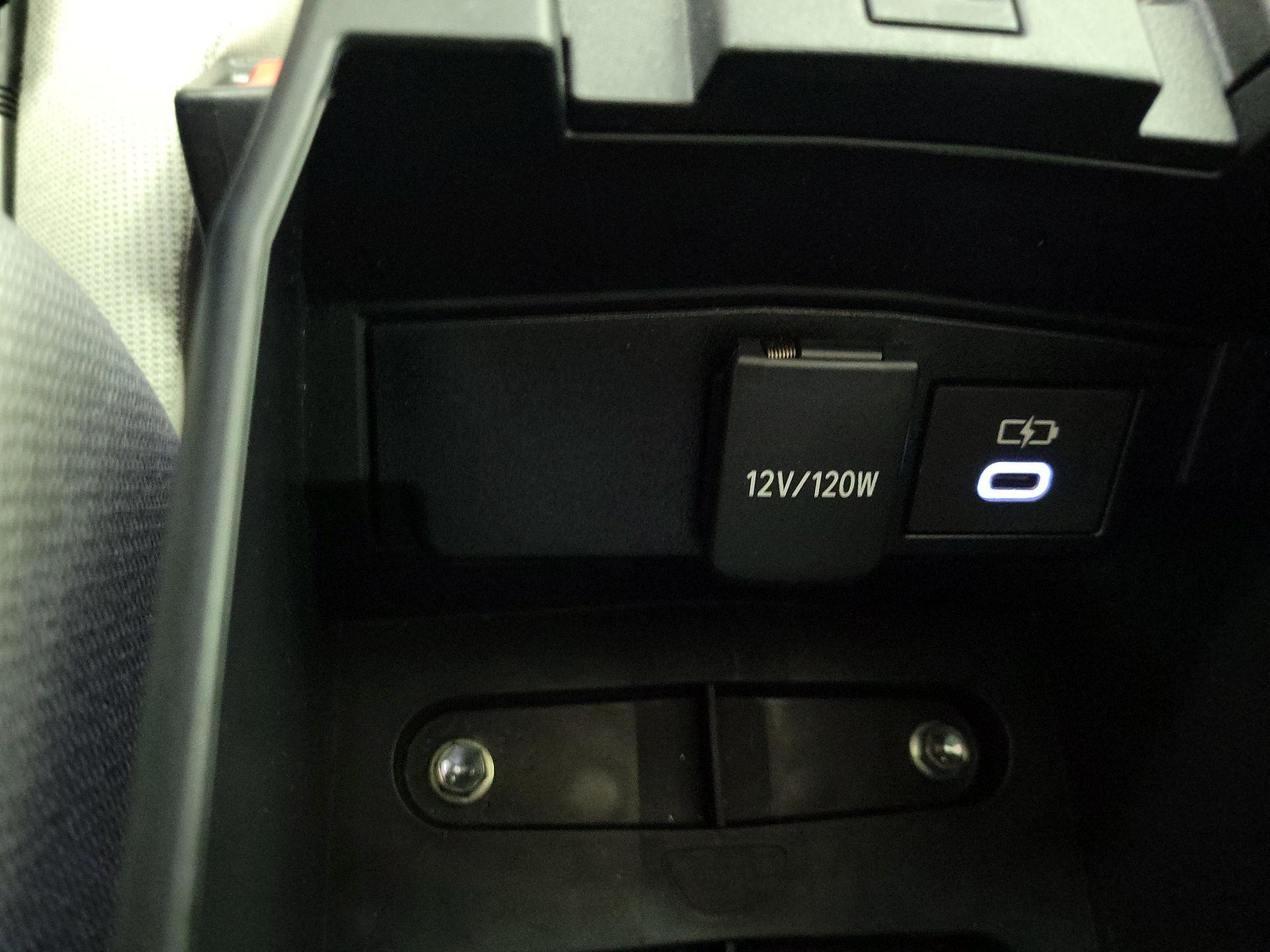 Thumbnail: 2023 Toyota Corolla - 18