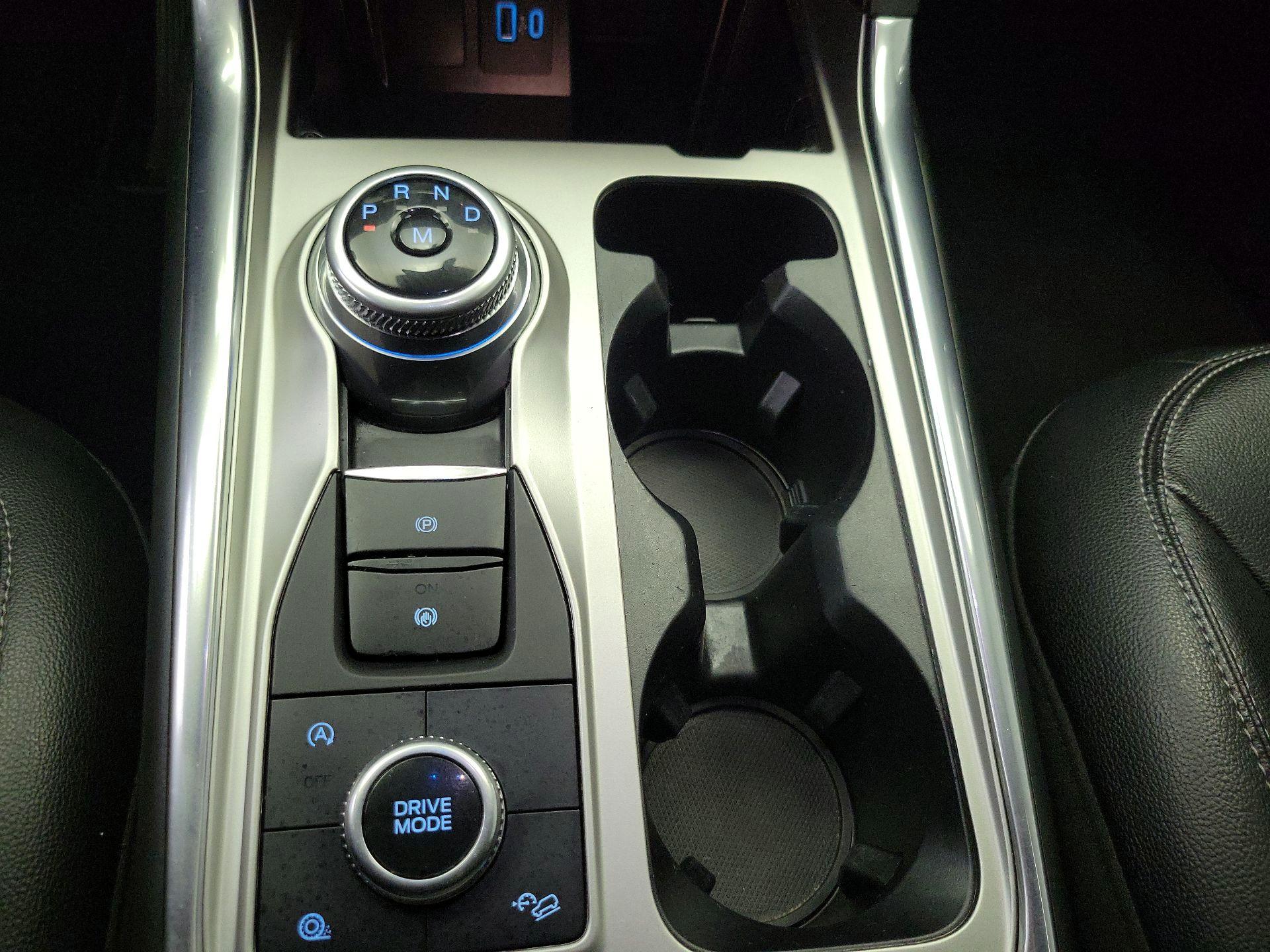 Thumbnail: 2020 Ford Explorer - 17