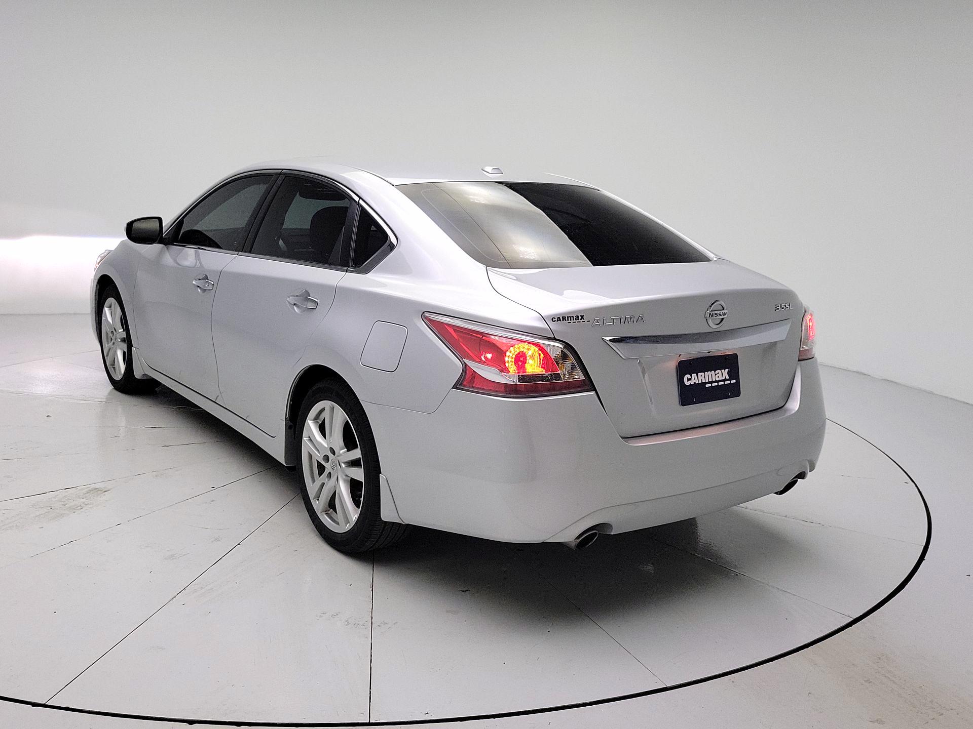Thumbnail: 2014 Nissan Altima - 7