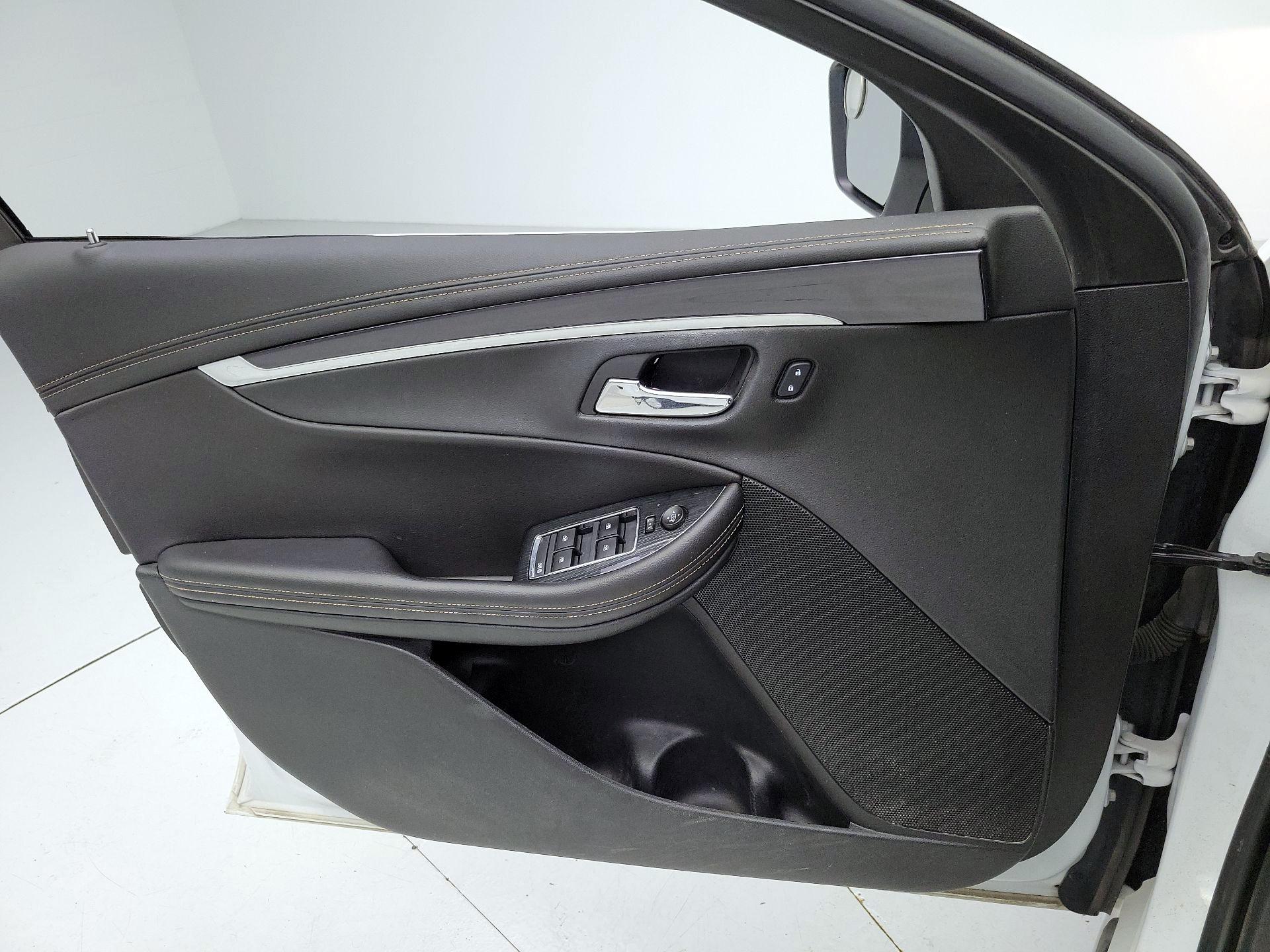 Thumbnail: 2017 Chevrolet Impala - 12