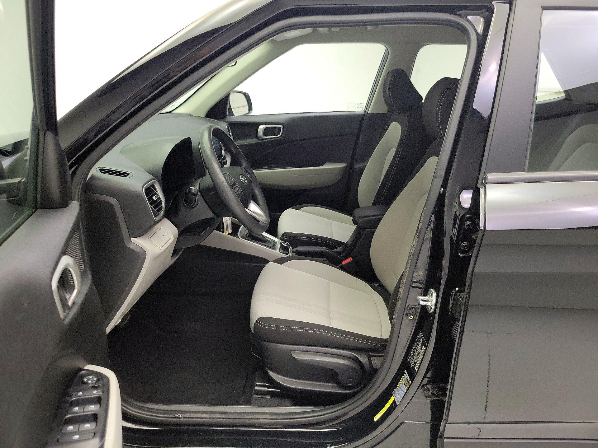 Thumbnail: 2020 Hyundai Venue - 11